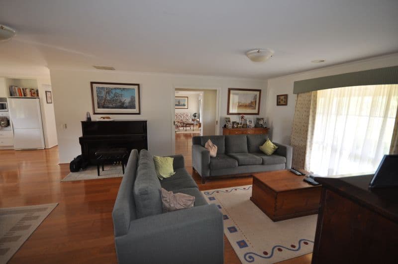 112 Tolloora Way, BATESFORD VIC 3221, Batesford - Thumbnail 3