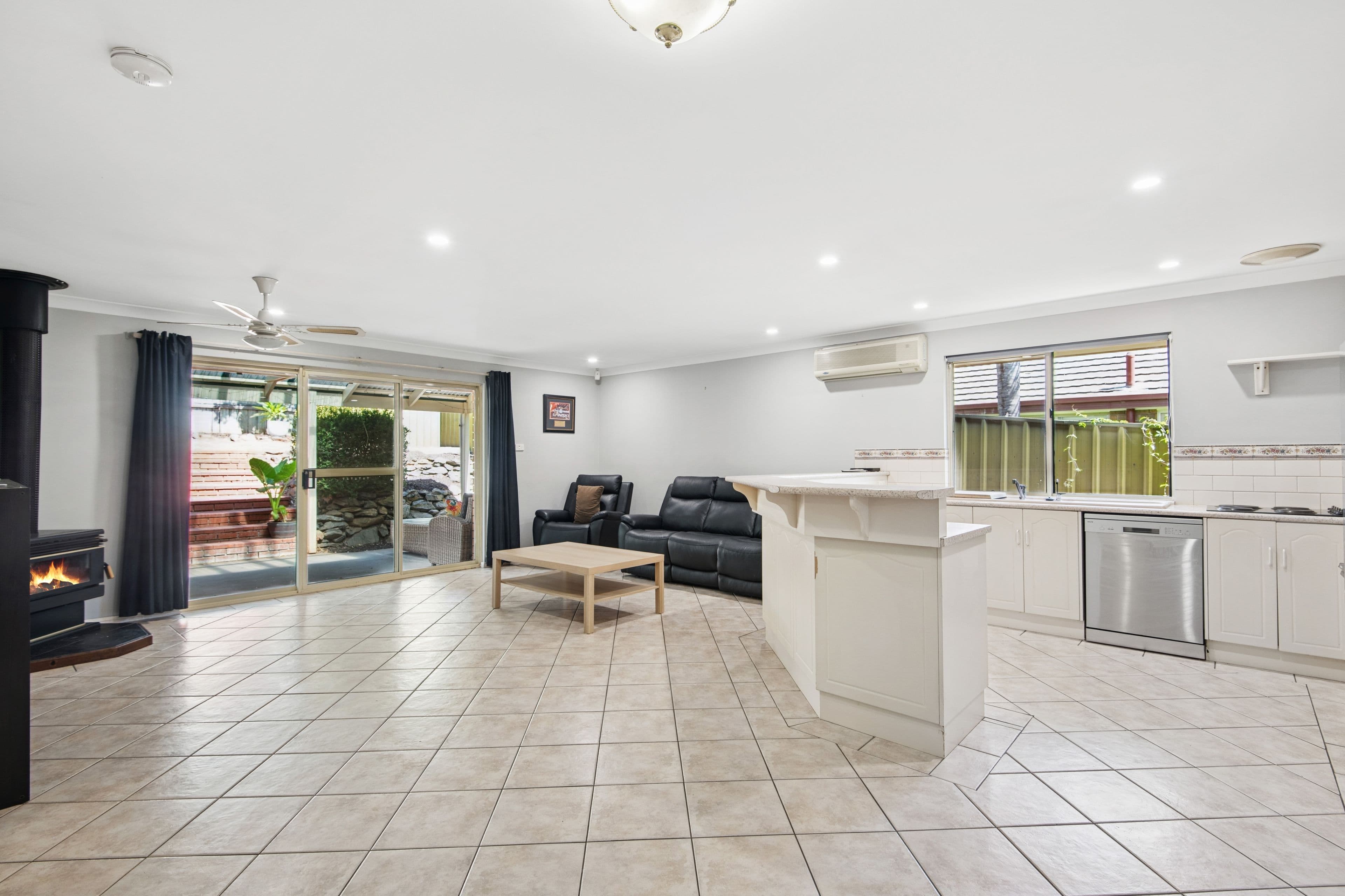 6 Margaret Cutten Grove, Aberfoyle Park SA 5159, Aberfoyle Park - Thumbnail 3