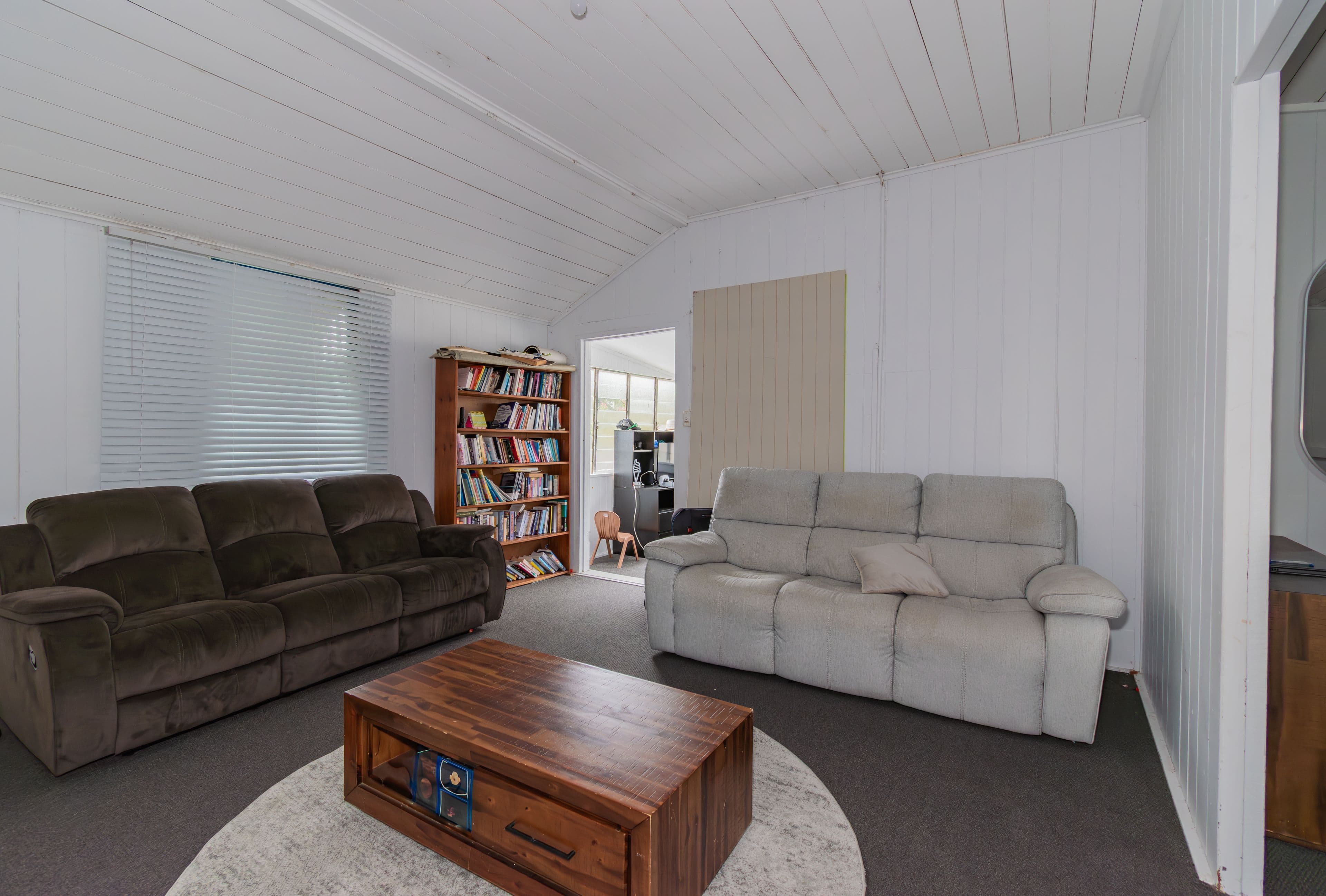 42 Raby Bay Boulevard, Raby Bay QLD 4163, Cleveland - Thumbnail 7