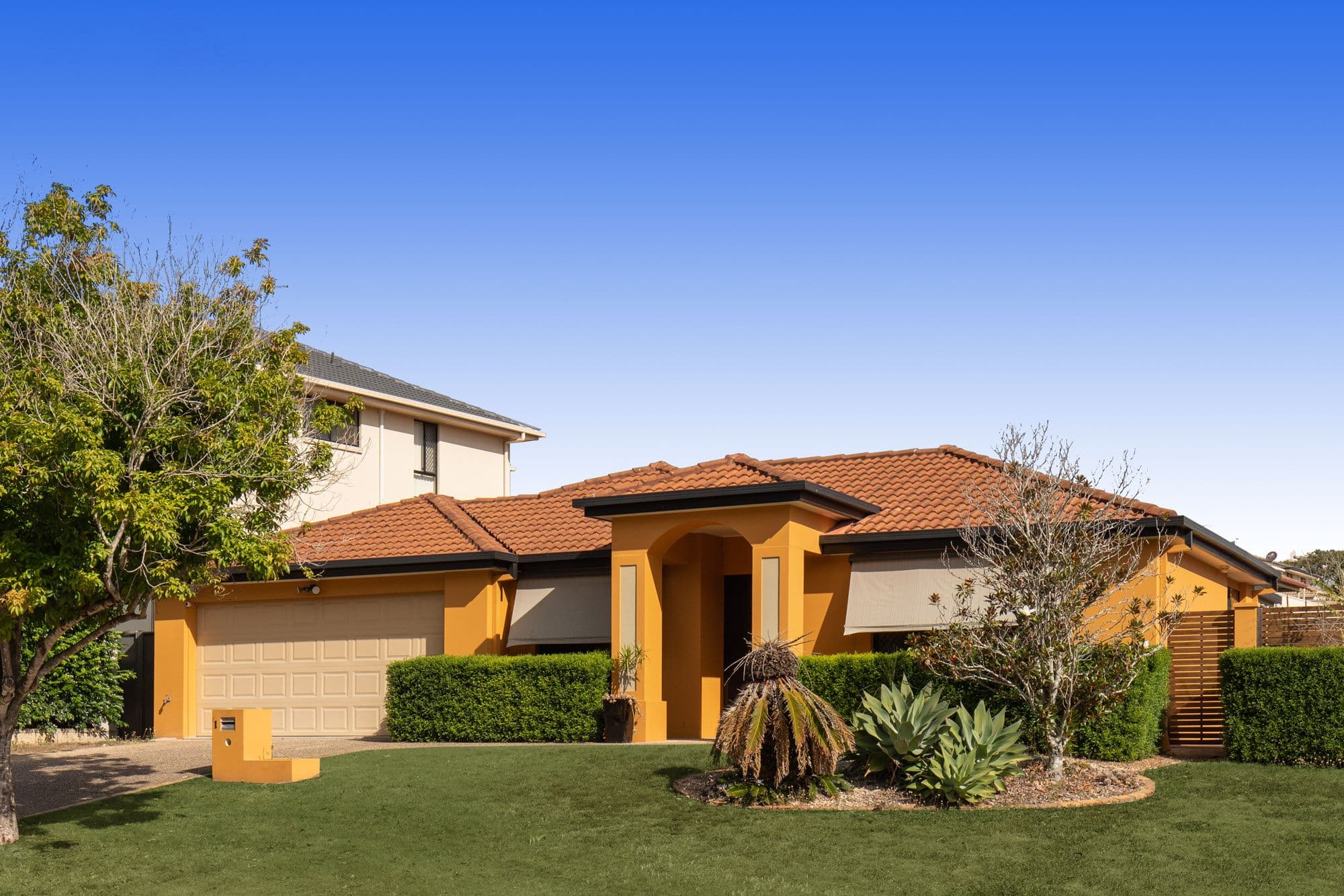 1 Ardennes Close, Mansfield QLD 4122, Mansfield - Image 1