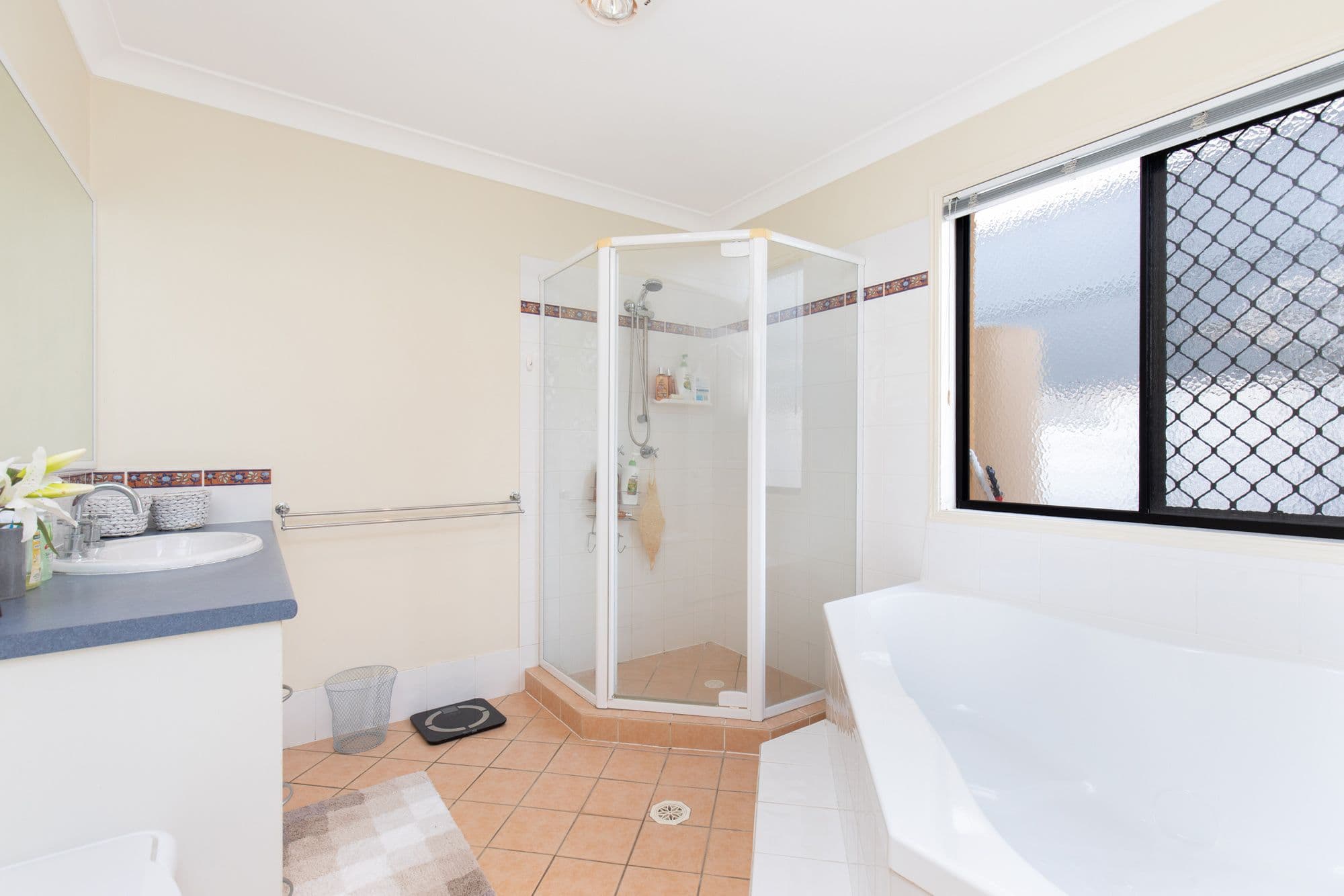 1 Ardennes Close, Mansfield QLD 4122, Mansfield - Thumbnail 7