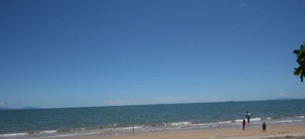 3 Pebble Beach Court, BALGAL BEACH QLD 4816, Balgal Beach - Thumbnail 3