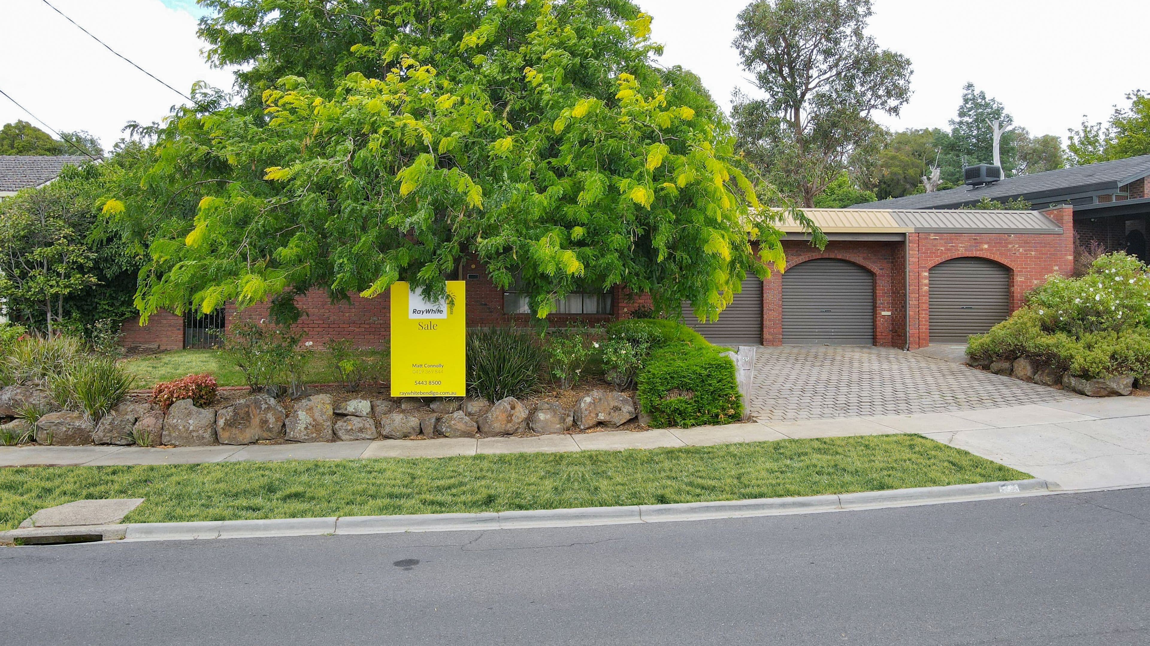 45 Putnam Avenue, Strathdale VIC 3550, Strathdale - Thumbnail 2