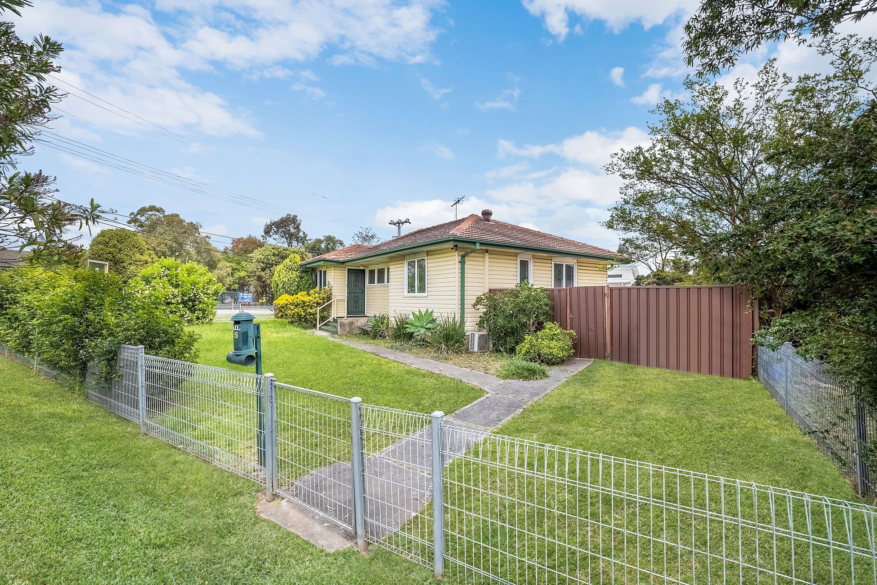 35 Sullivan Avenue, Lurnea NSW 2170, Lurnea - Thumbnail 3