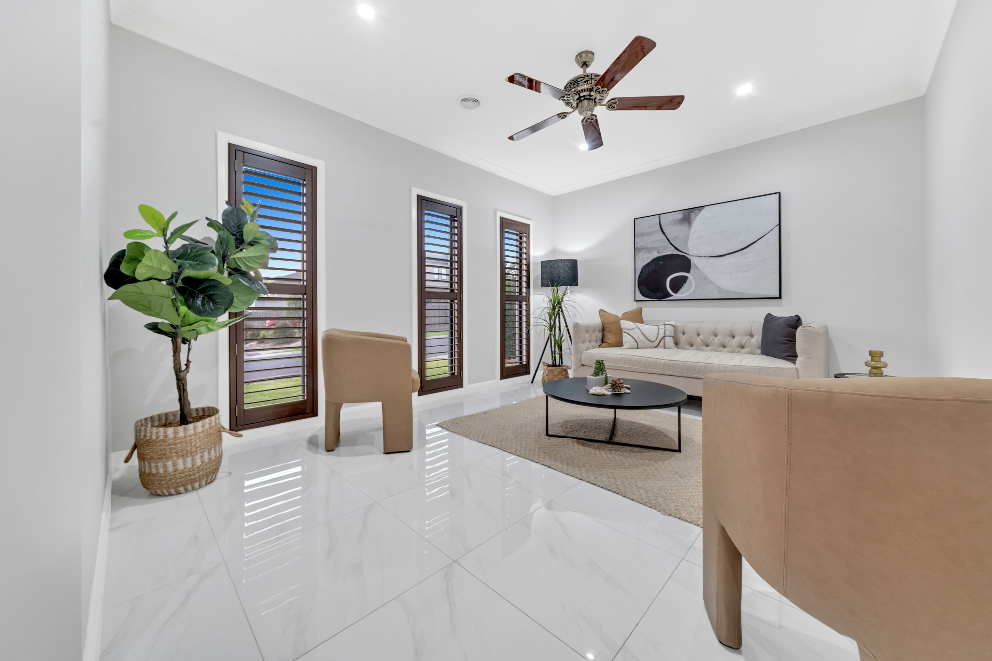 26 Manoora Avenue, Clyde North VIC 3978, Clyde North - Thumbnail 2
