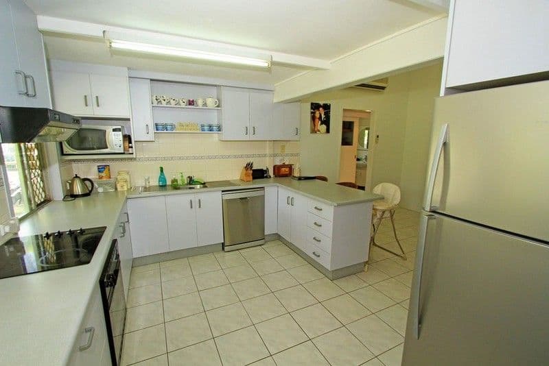 214 Hidden Valley Road, YEPPOON QLD 4703, Yeppoon - Thumbnail 3