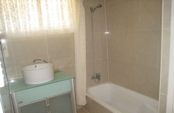 26 Avon Street, Leichhardt QLD 4305, Leichhardt - Thumbnail 4