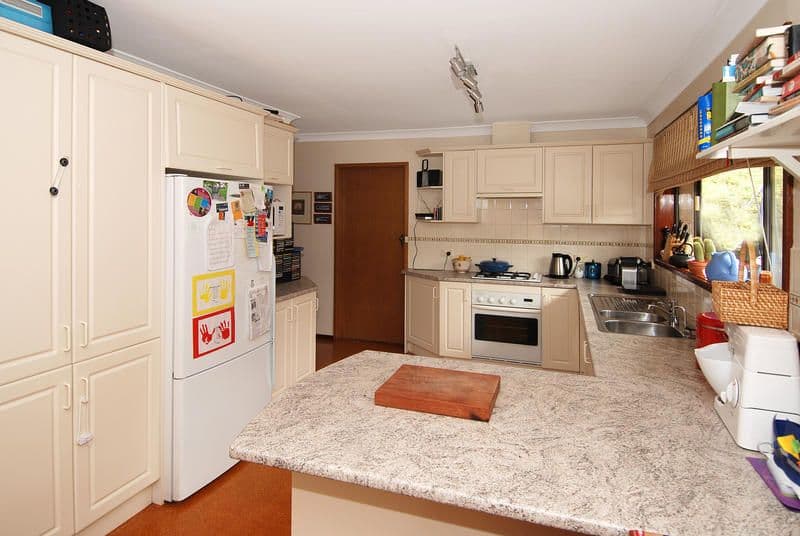 13 Annesley Avenue, BOWRAL NSW 2576, Bowral - Thumbnail 4