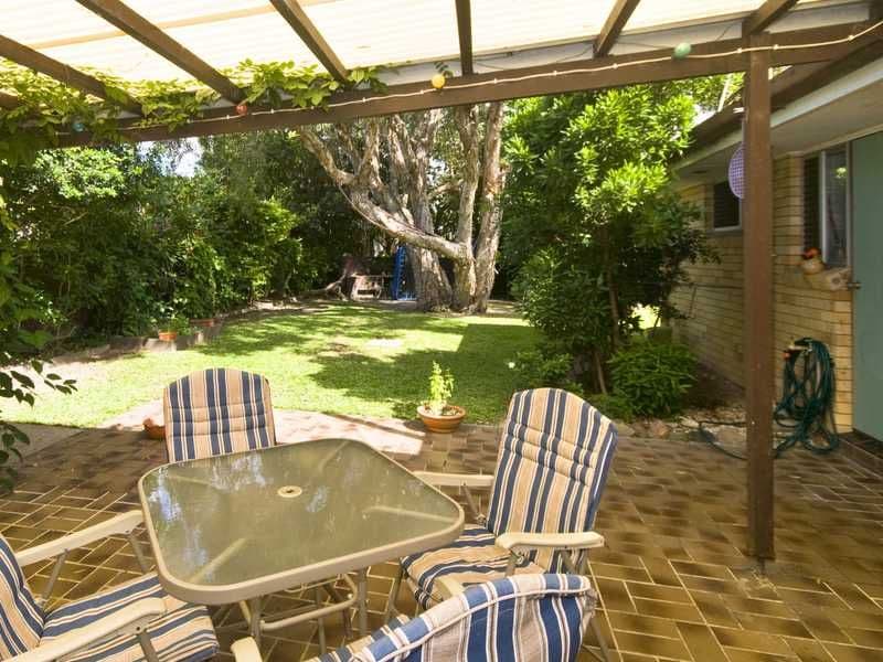 253 Mallawa Drive, PALM BEACH QLD 4221, Palm Beach - Image 1