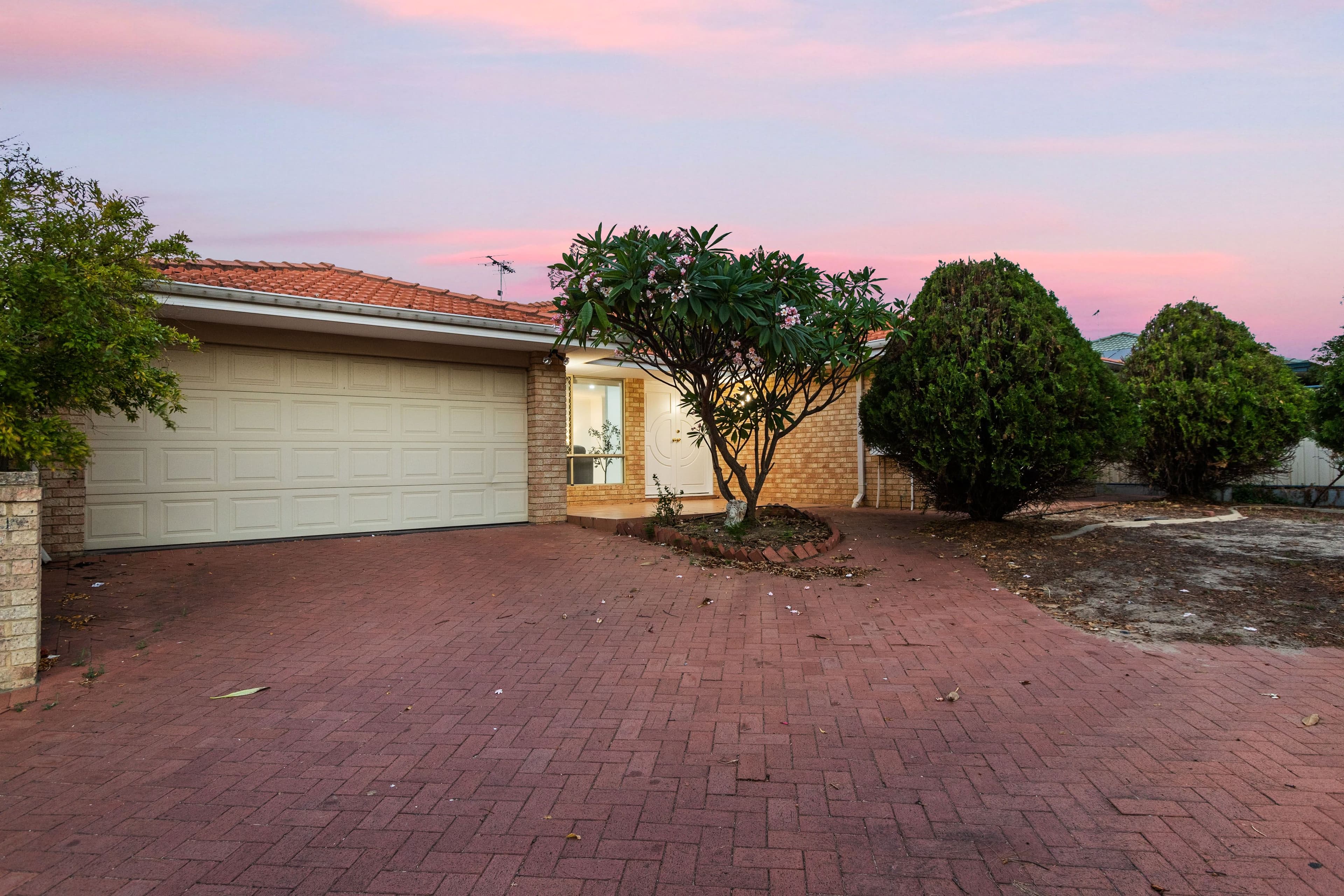 43 Victorsen Parade, Clarkson WA 6030, Clarkson - Thumbnail 4