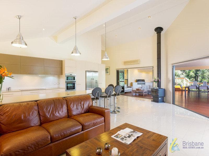 19 Satin Wood Place, Chapel Hill - Thumbnail 4