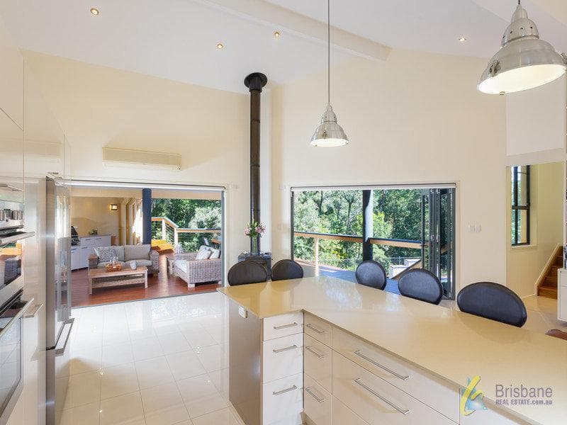 19 Satin Wood Place, Chapel Hill - Thumbnail 7