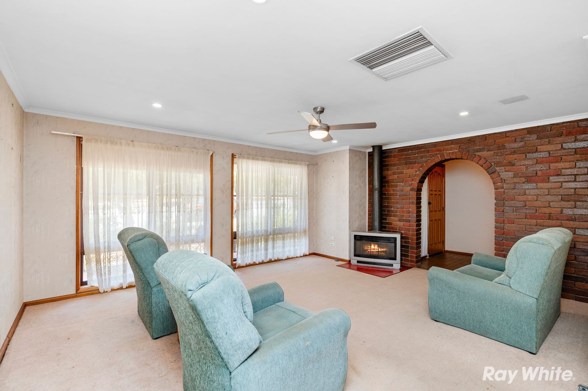 118 Methul Street, Coolamon NSW 2701, Coolamon - Thumbnail 3