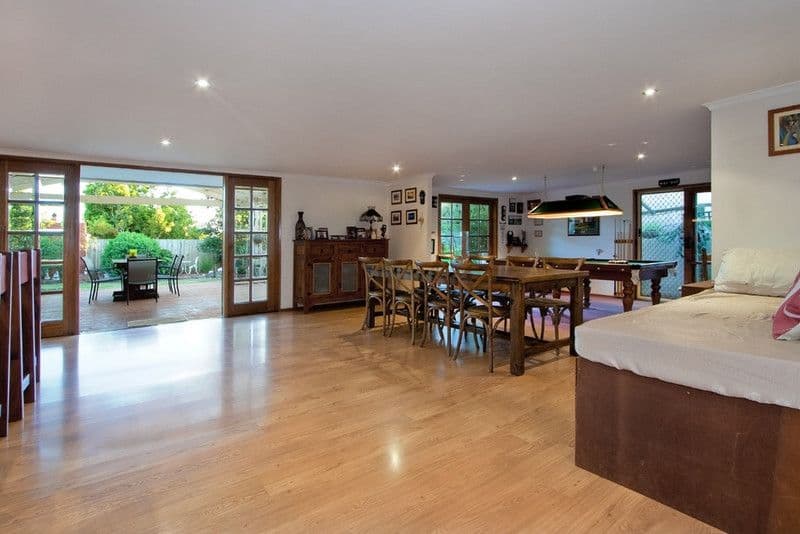 6 Zerfas Street, Scoresby VIC 3179, Scoresby - Thumbnail 2