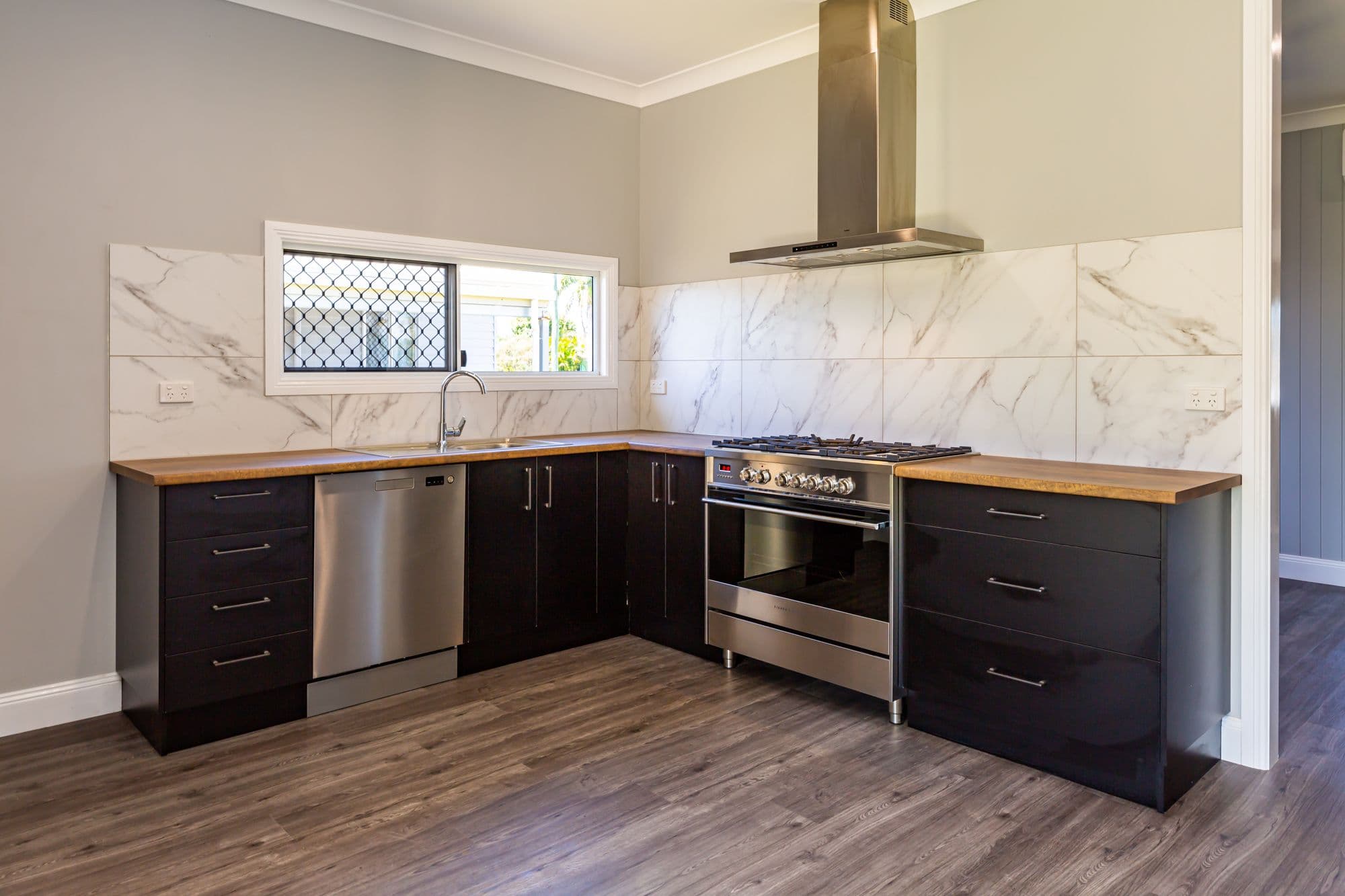 14 Sydney Street, Kepnock QLD 4670, Kepnock - Image 1
