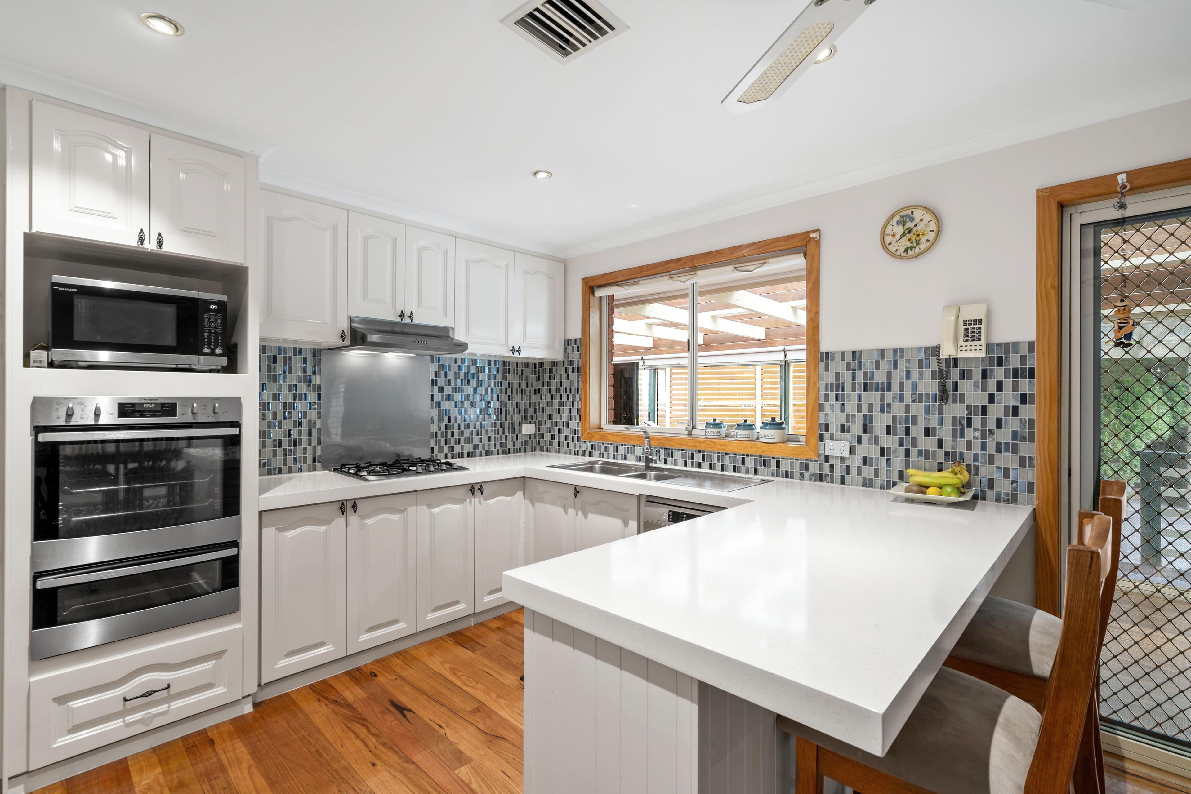 37 Fullbrook Drive, Sunbury VIC 3429, Sunbury - Thumbnail 3
