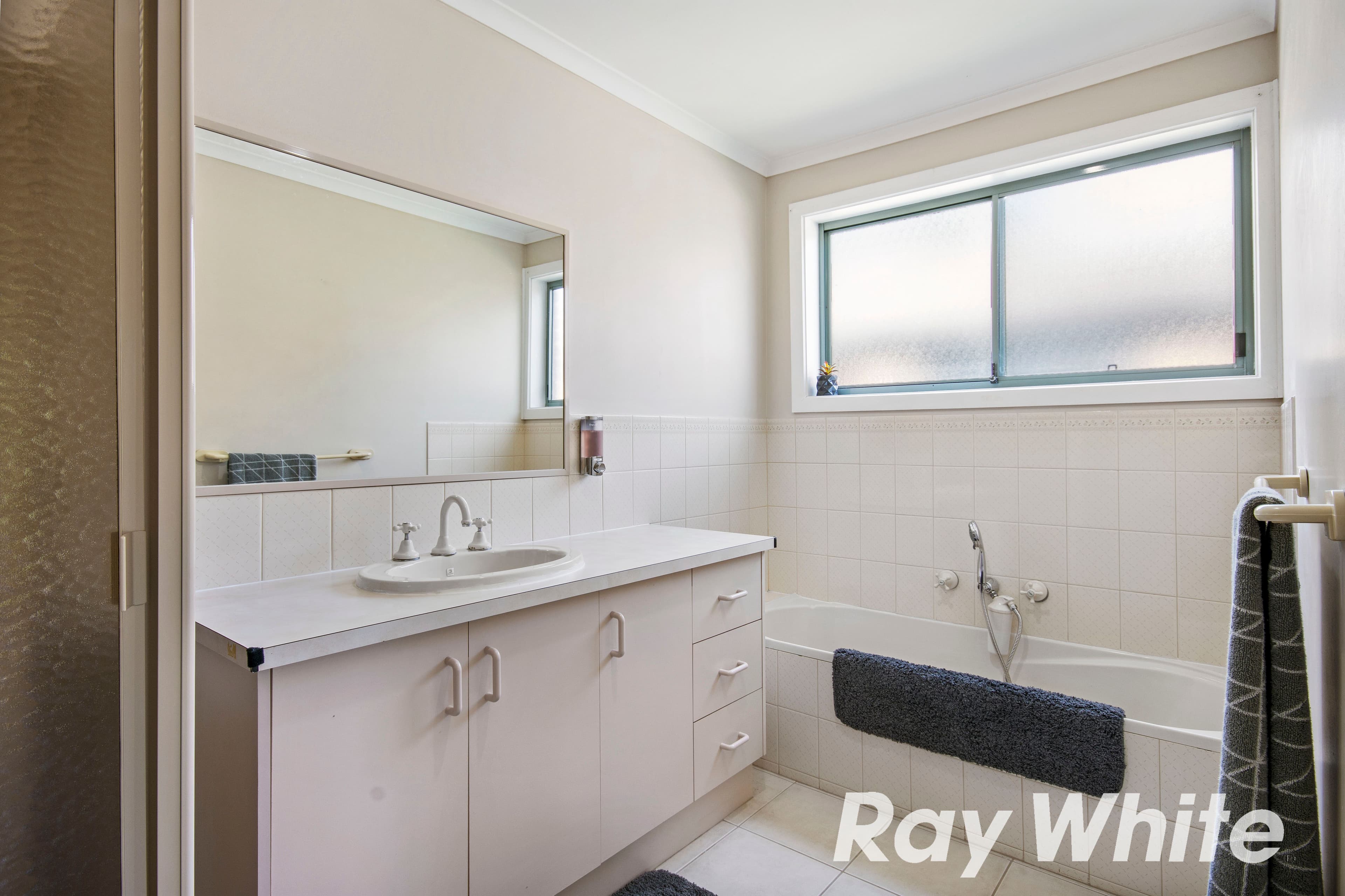 9 Rulla Court, Ferntree Gully VIC 3156, Ferntree Gully - Thumbnail 7