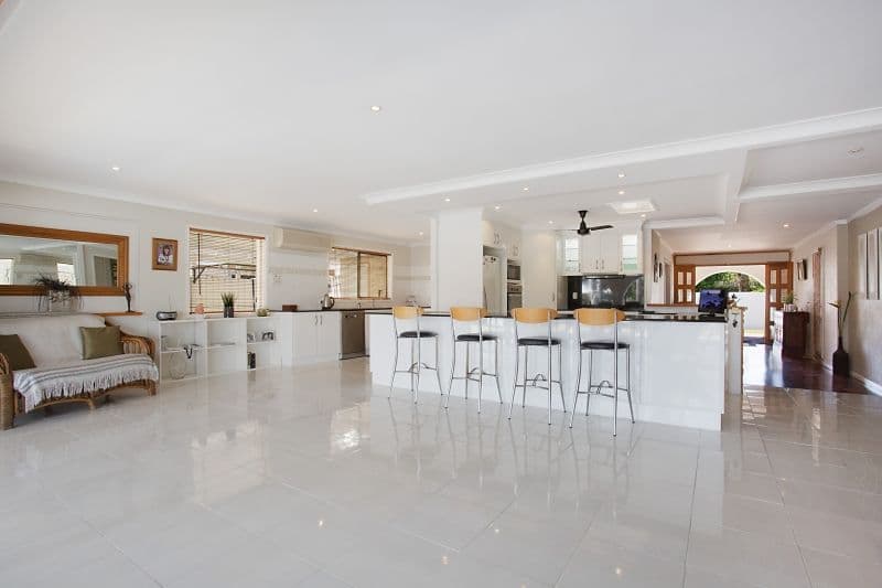 62 Gibraltar Drive, Isle Of Capri QLD 4217, Isle Of Capri - Thumbnail 5