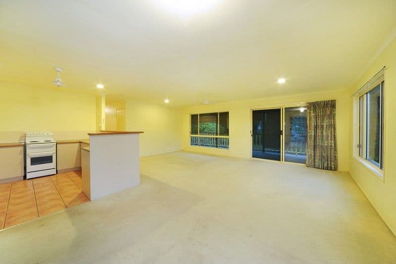 20 Catherine Crescent, JUBILEE POCKET QLD 4802, Jubilee Pocket - Thumbnail 4