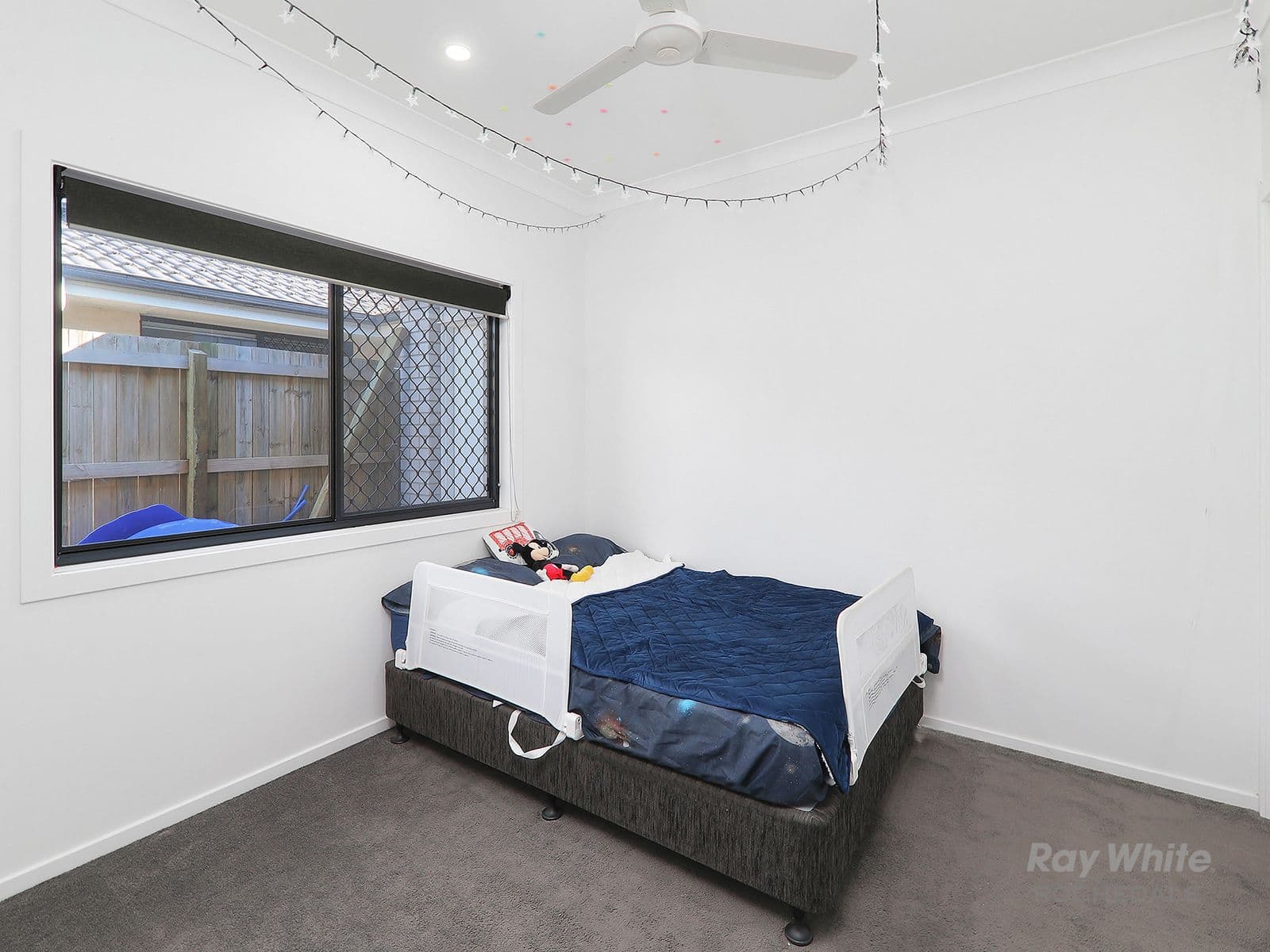 12 Carousel Street, Hillcrest QLD 4118, Hillcrest - Thumbnail 8