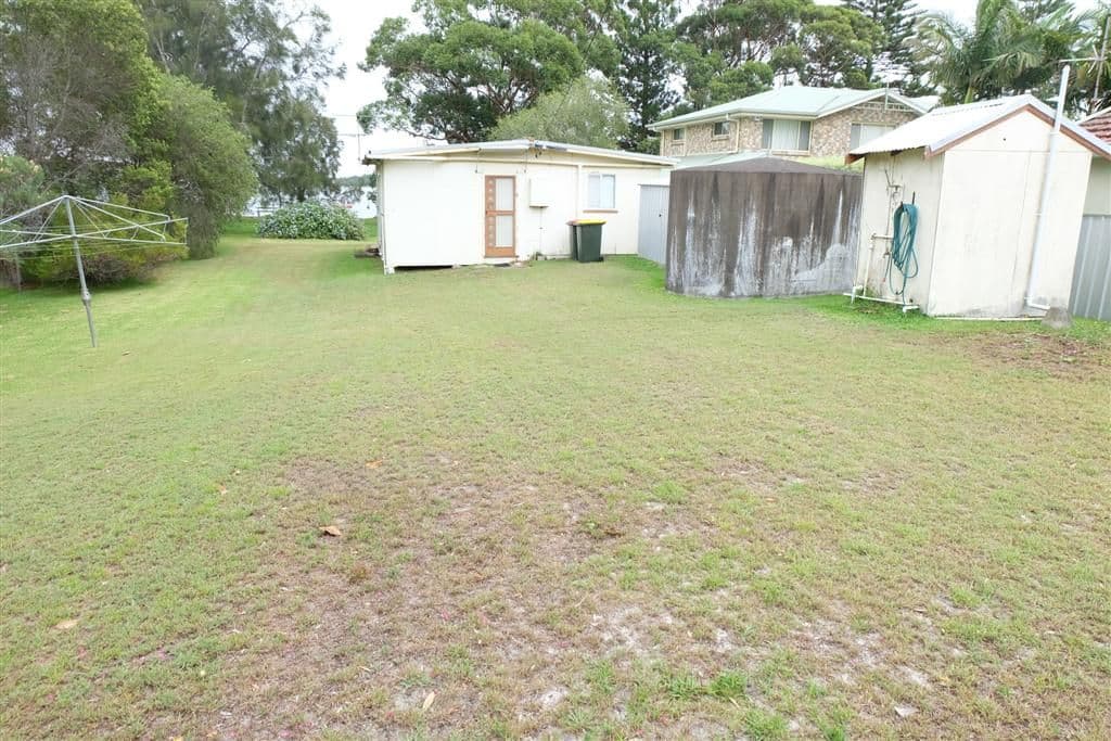 42 Albert Street, Taylors Beach NSW 2316, Taylors Beach - Thumbnail 3