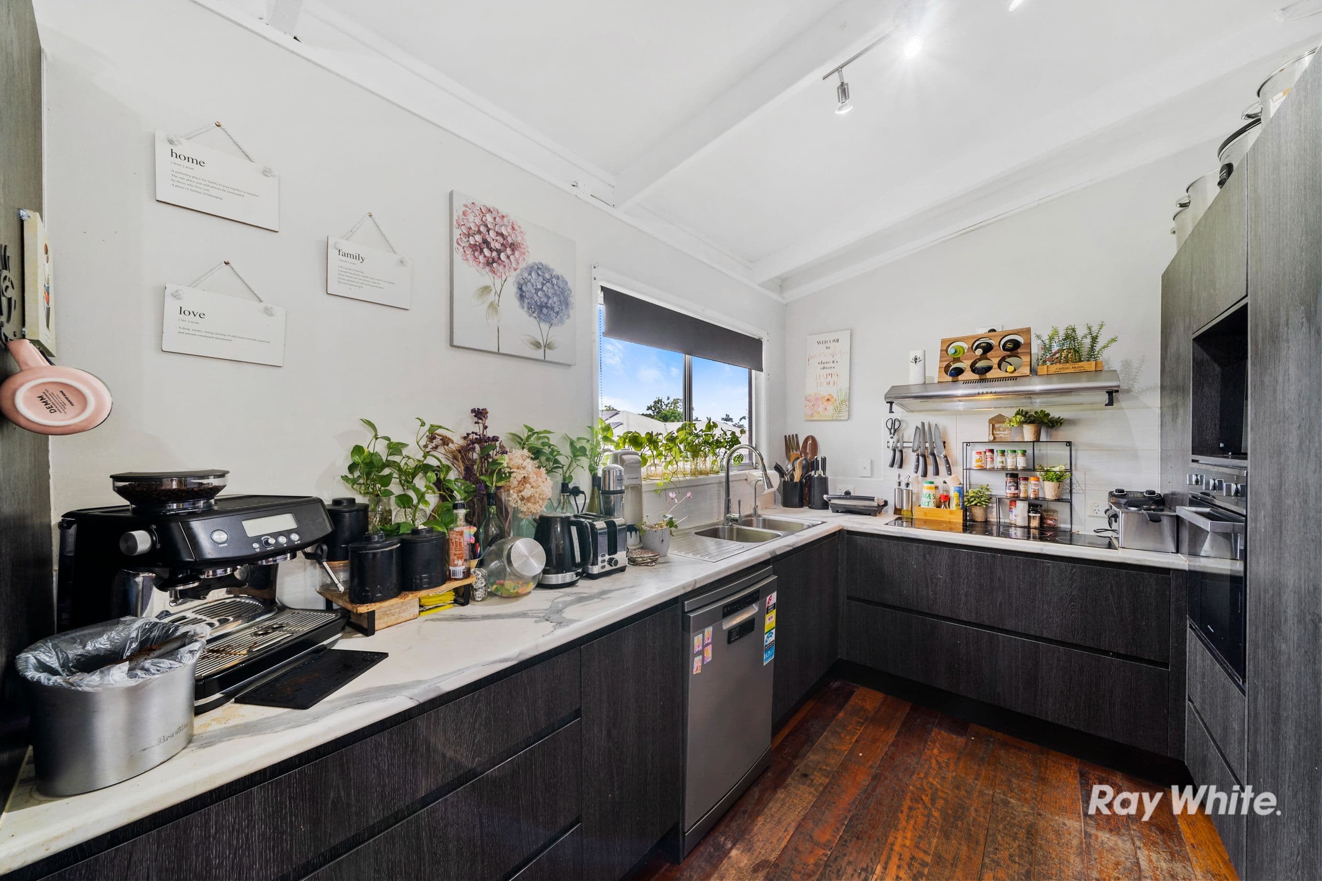 18 Woodburn Street, Marsden QLD 4132, Marsden - Thumbnail 5