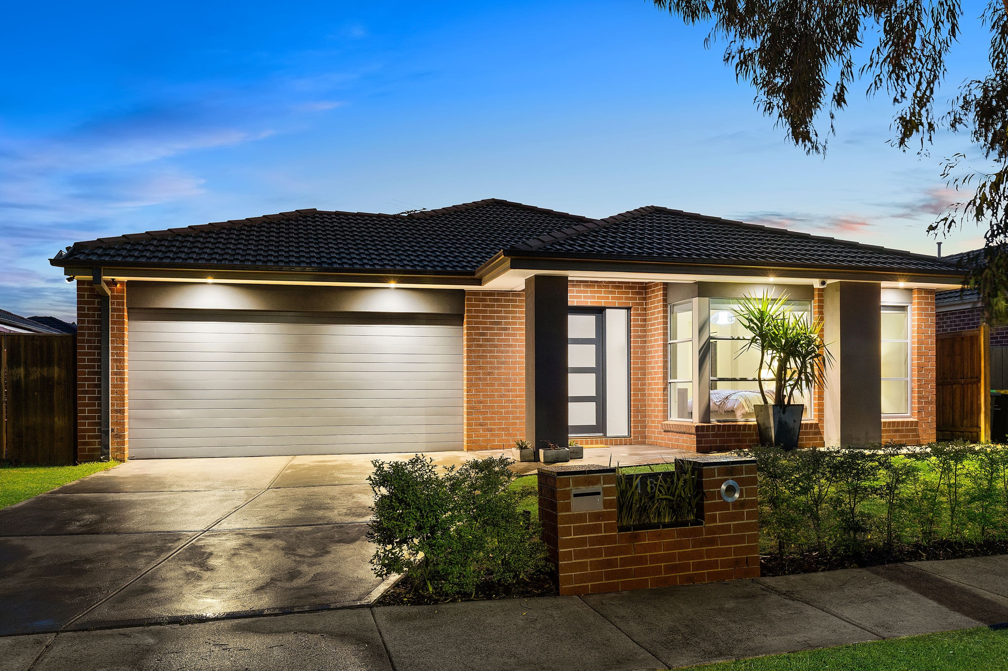 18 Basken Drive, South Morang VIC 3752, South Morang - Image 1