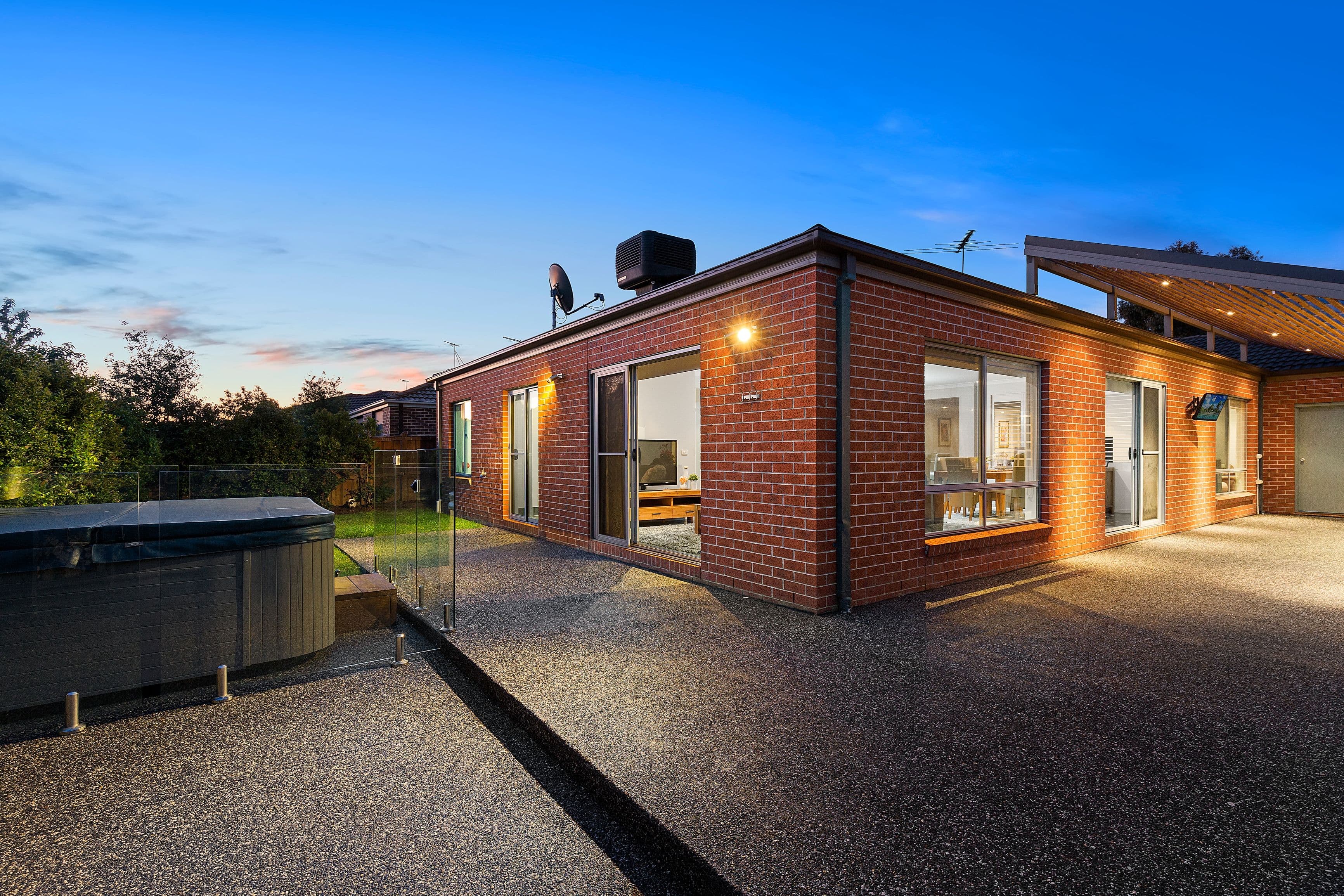 18 Basken Drive, South Morang VIC 3752, South Morang - Thumbnail 8