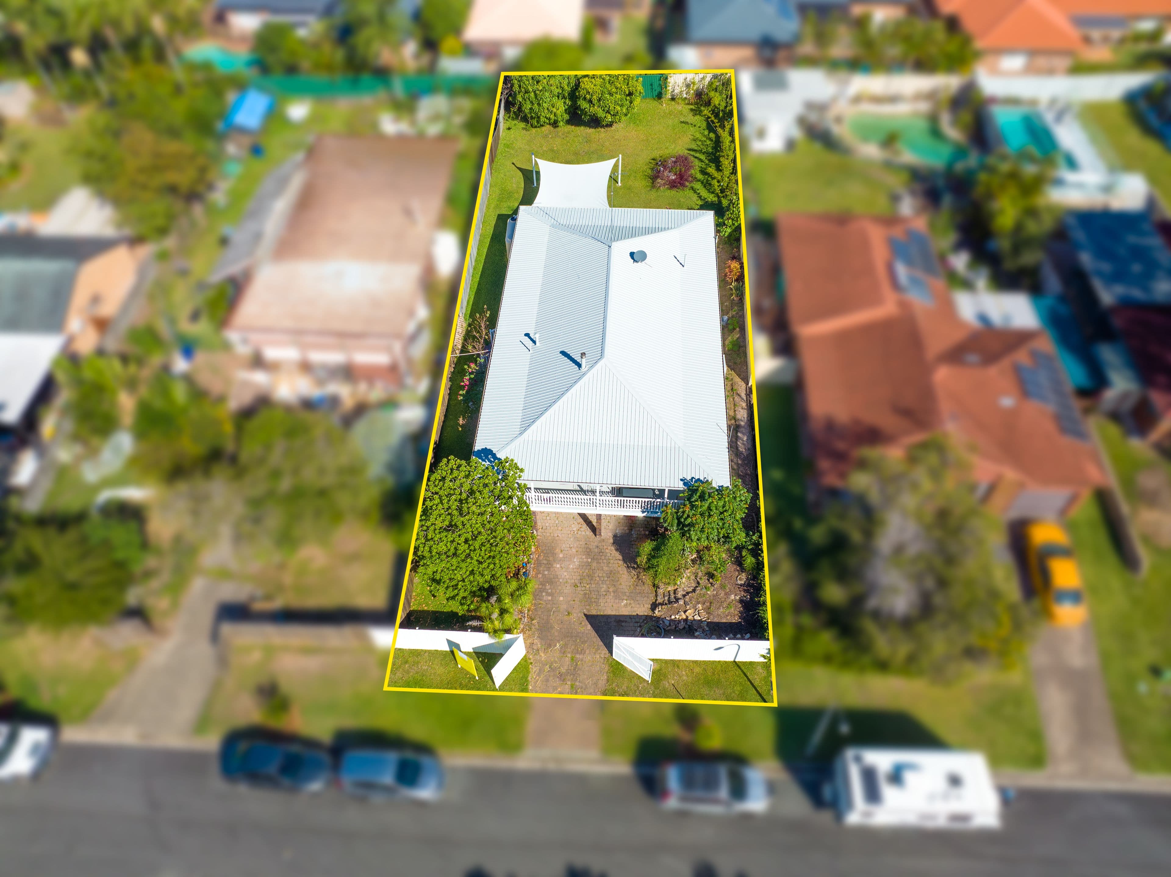 18 Merinda Court, Southport QLD 4215, Southport - Thumbnail 2