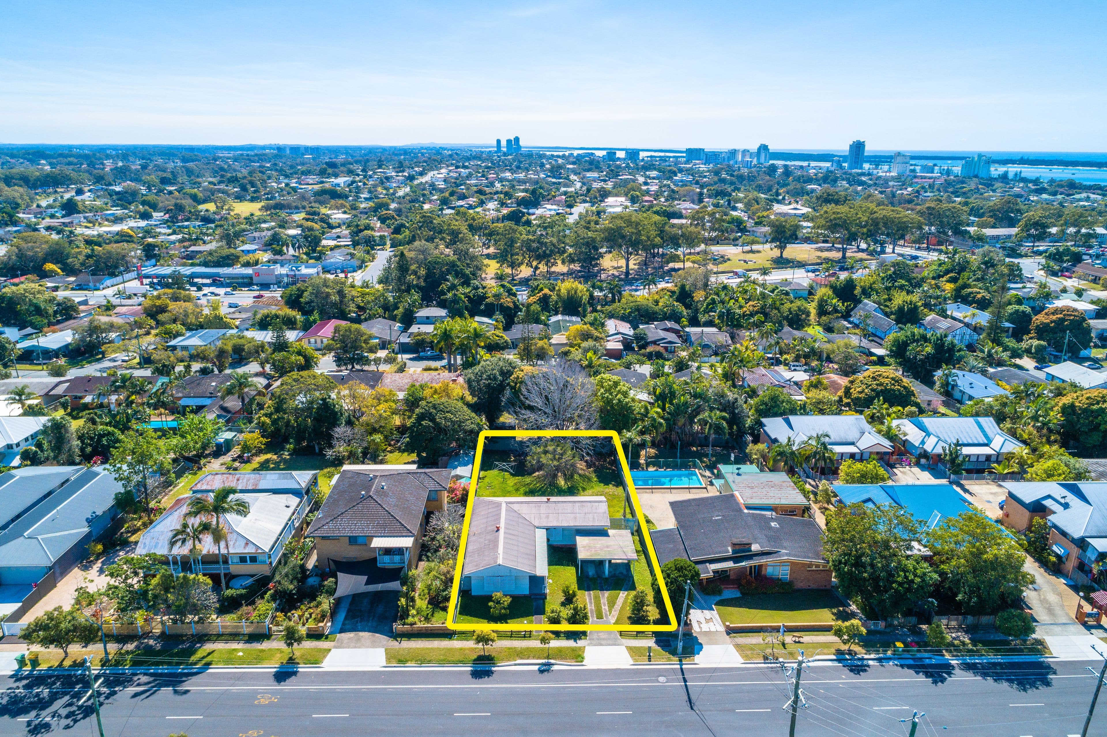 127 Johnston Street, Southport QLD 4215, Southport - Thumbnail 3