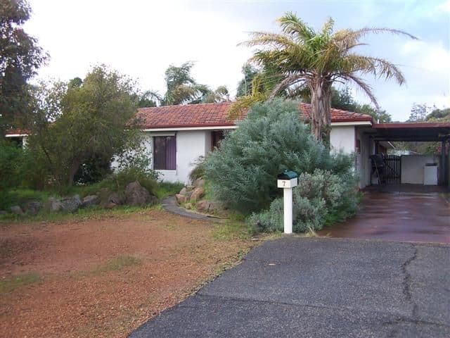 7 Scenic Drive, MAIDA VALE WA 6057, Maida Vale - Image 1