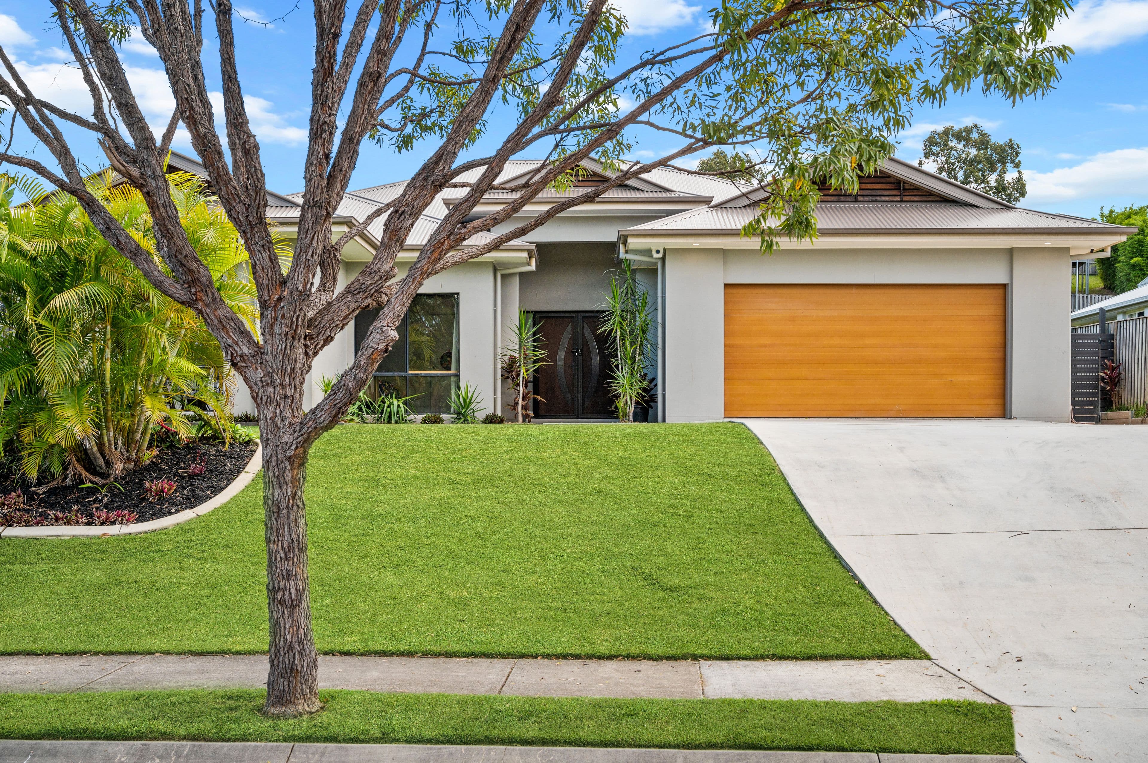 19 Pelagian Street, Augustine Heights QLD 4300, Augustine Heights - Thumbnail 2