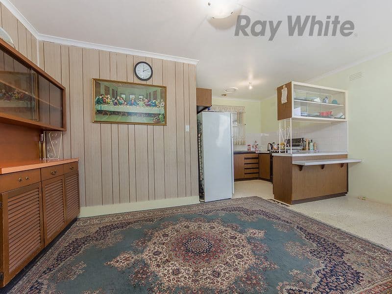 1 McRae Avenue, St Albans VIC 3021, St Albans - Thumbnail 3