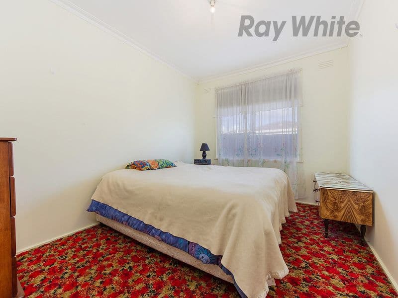 1 McRae Avenue, St Albans VIC 3021, St Albans - Thumbnail 6