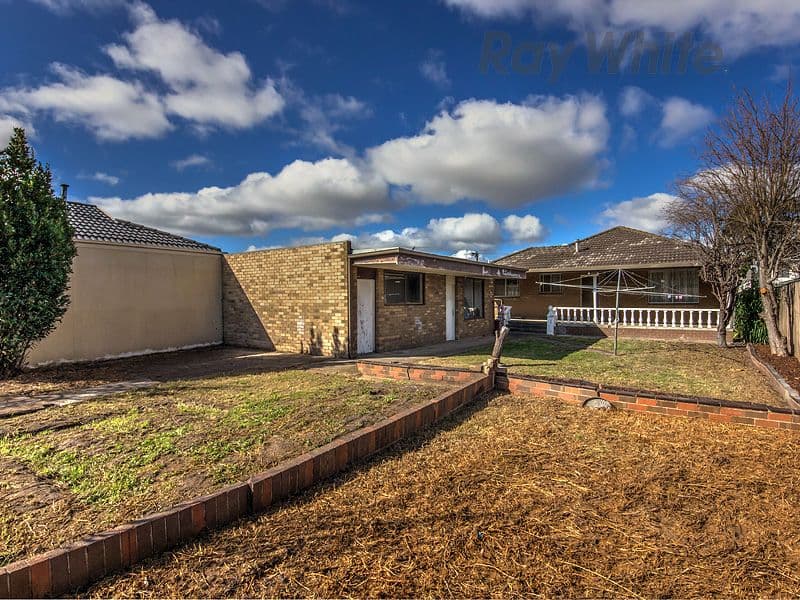 1 McRae Avenue, St Albans VIC 3021, St Albans - Thumbnail 8