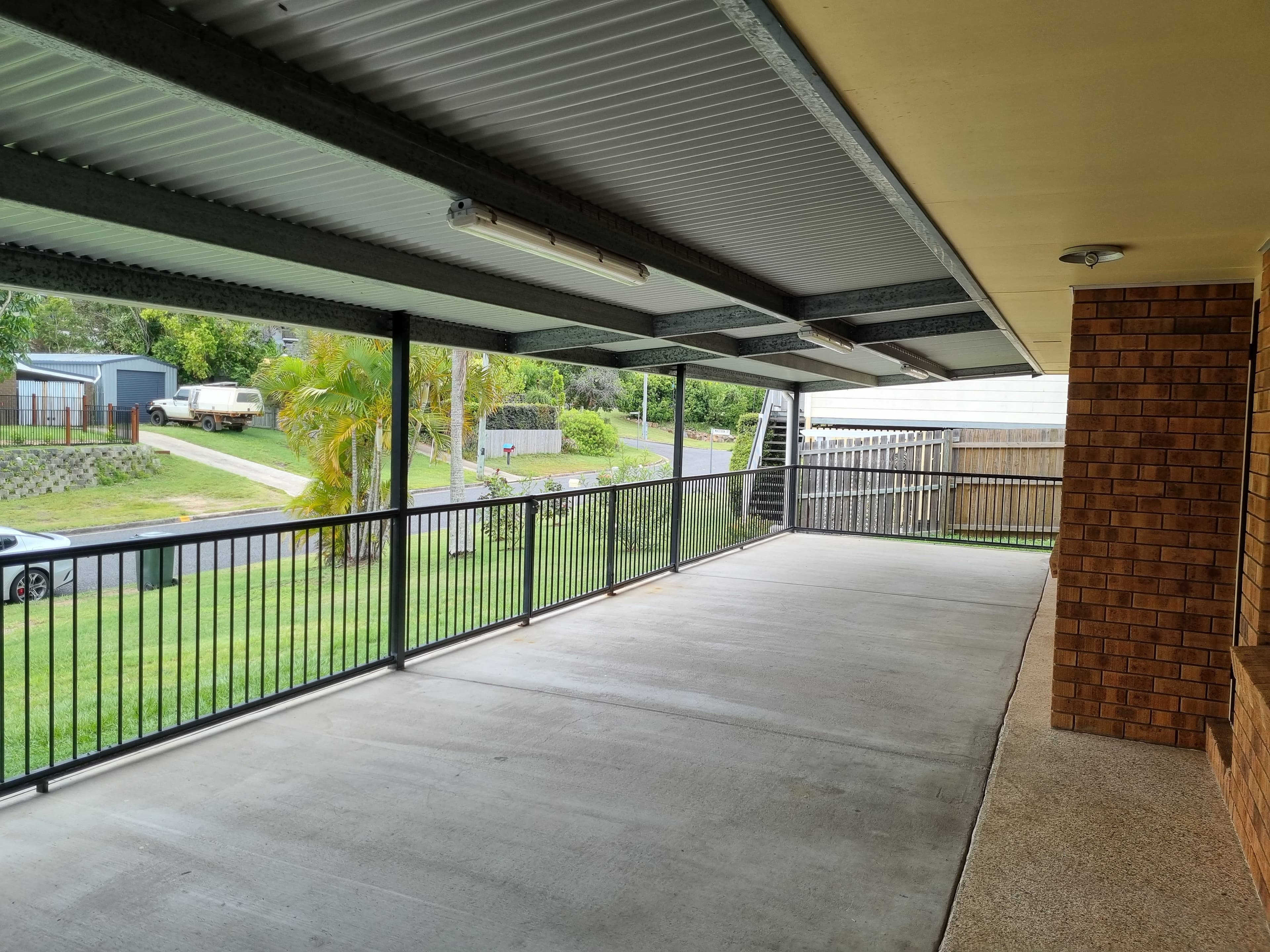 35 Tyson Cresent, Tannum Sands QLD 4680, Tannum Sands - Thumbnail 2