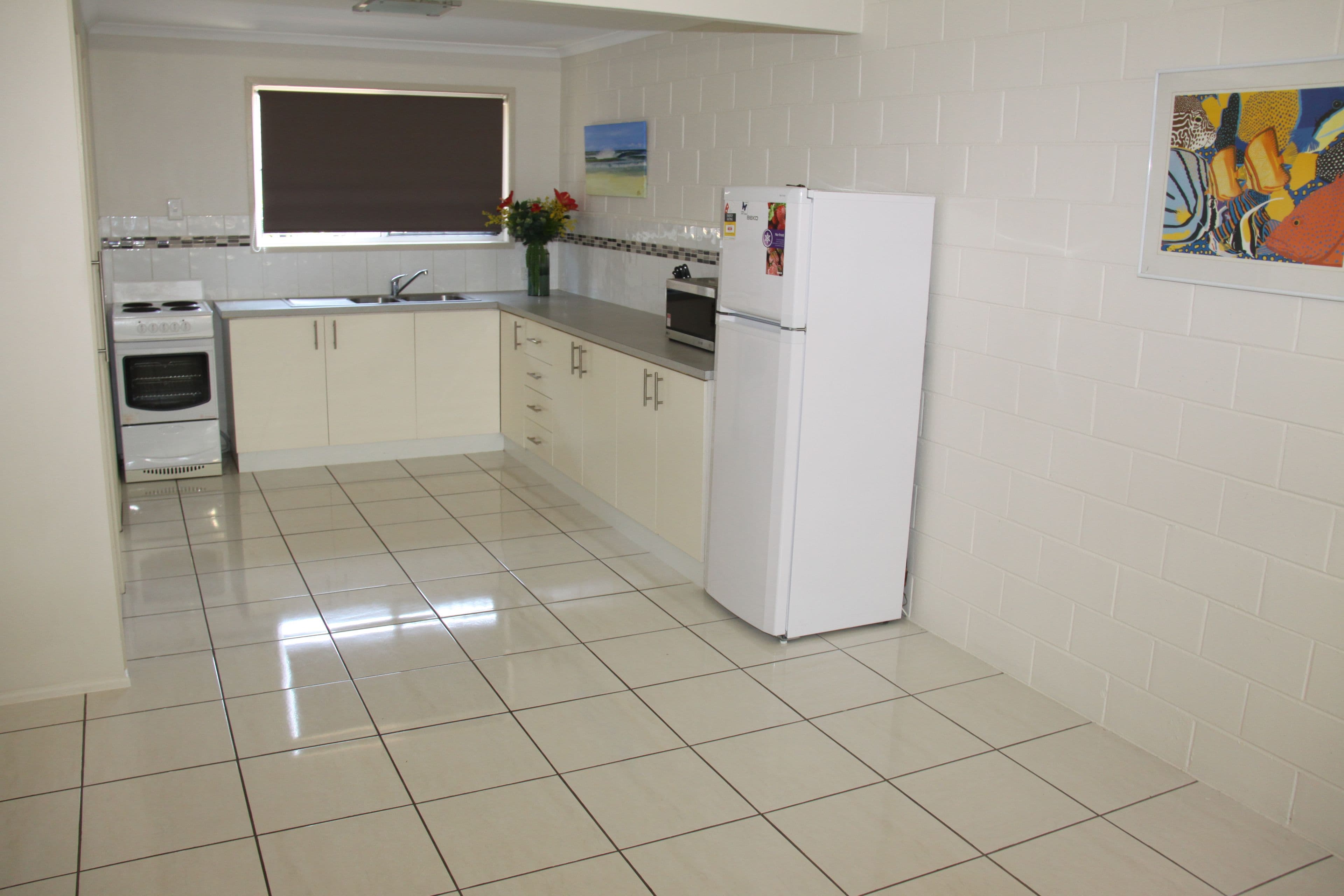 27b Beach Avenue, Tannum Sands QLD 4680, Tannum Sands - Thumbnail 5