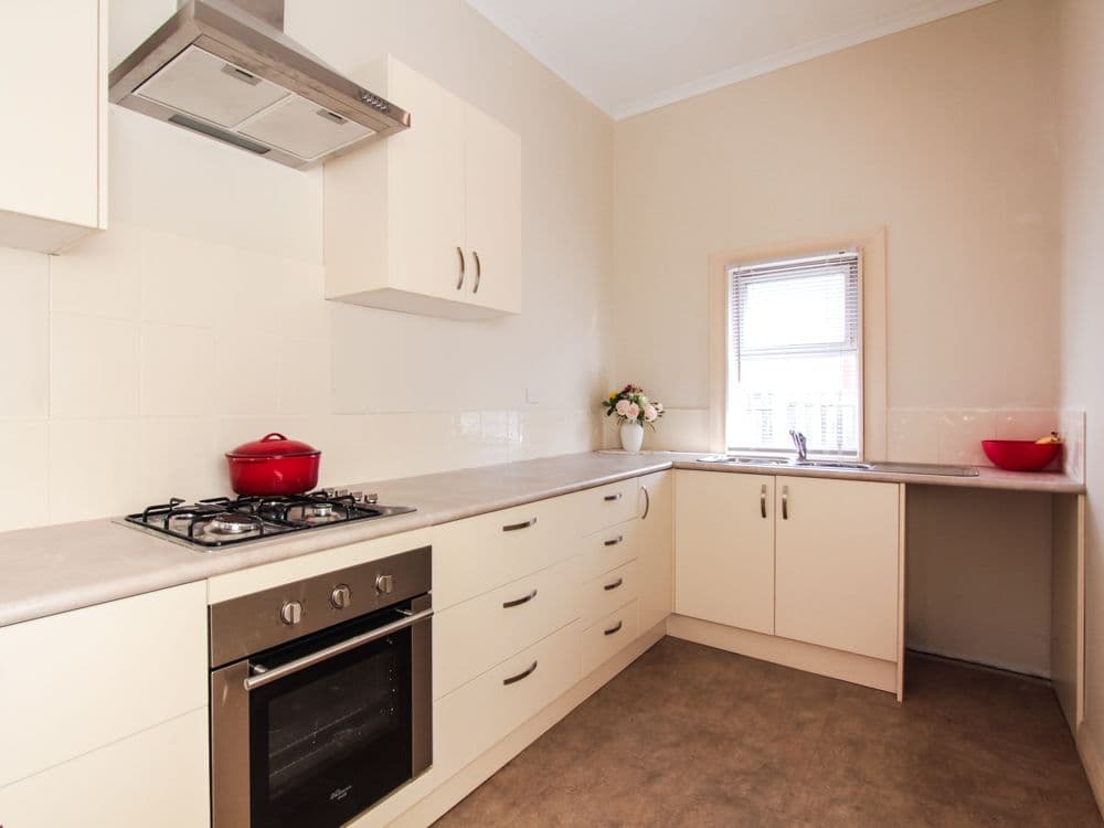 12 Rosslyn Road, INVERMAY TAS 7248, Invermay - Thumbnail 2