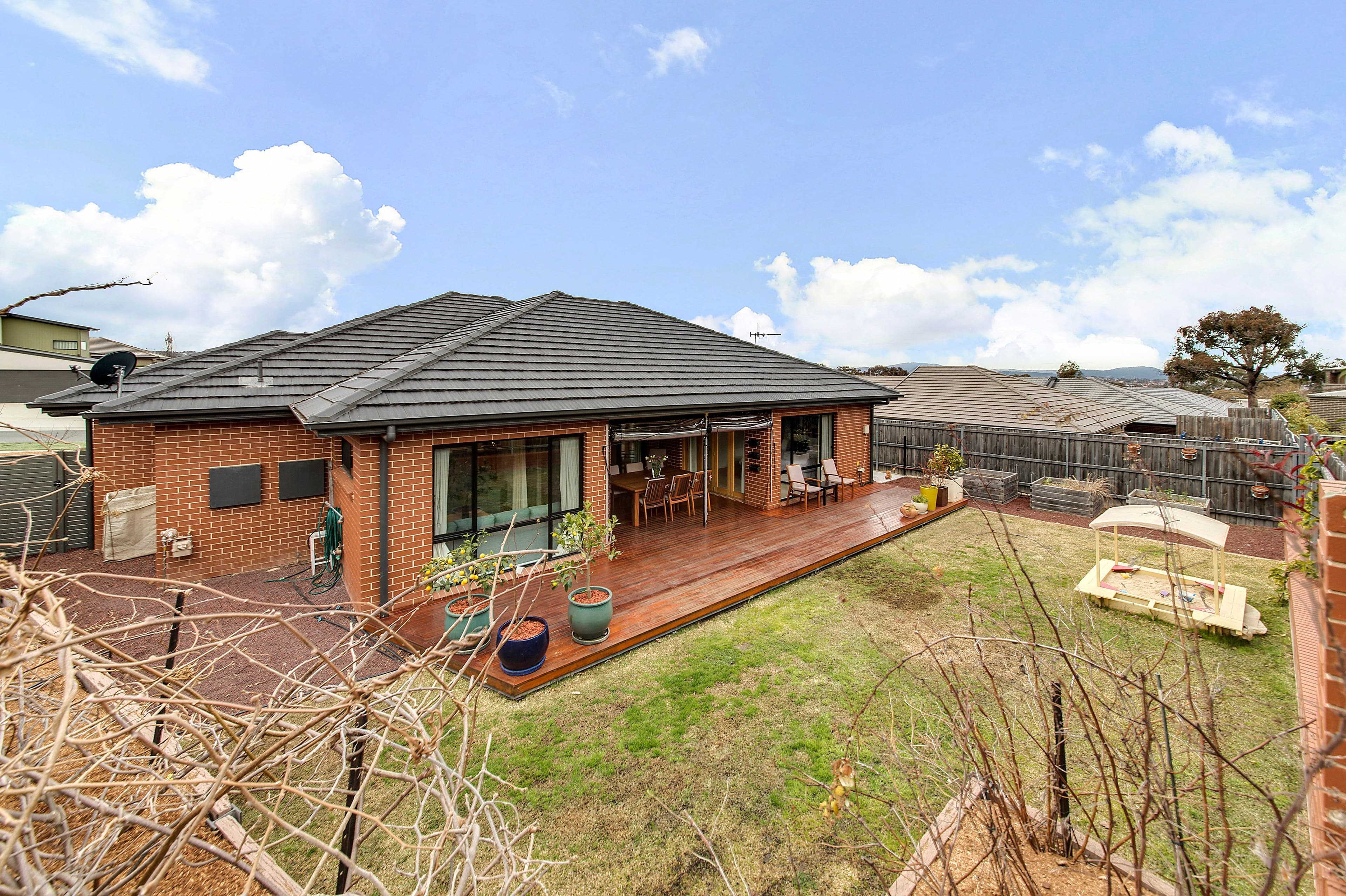 19 Kevin Curtis Crescent, CASEY ACT 2913, Casey - Image 1