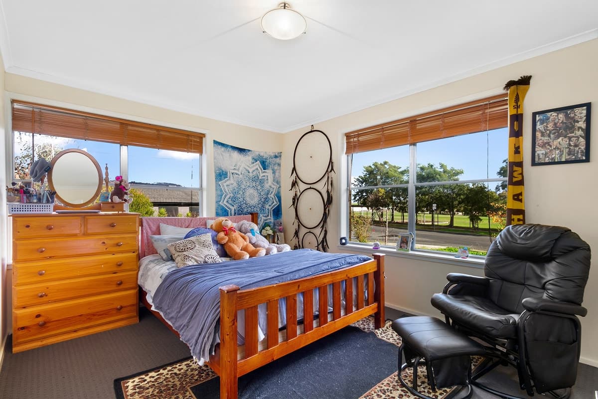 54 Williams Avenue, CHURCHILL VIC 3842, Churchill - Thumbnail 4