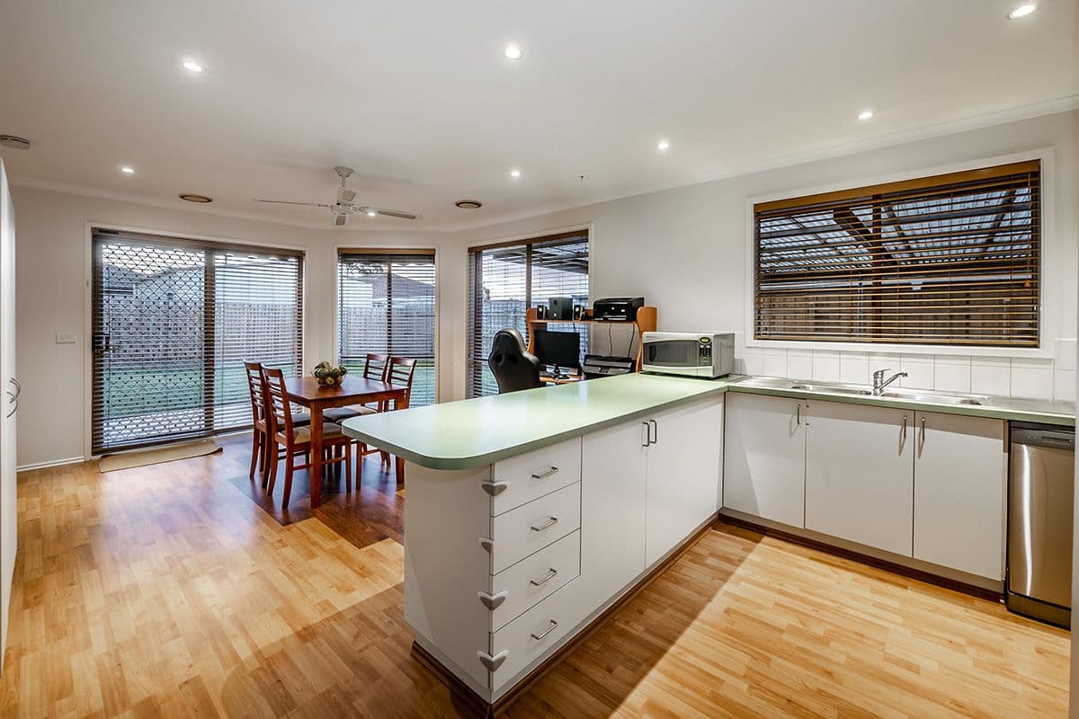 7 Willora Crescent, Cranbourne West VIC 3977, Cranbourne West - Thumbnail 3