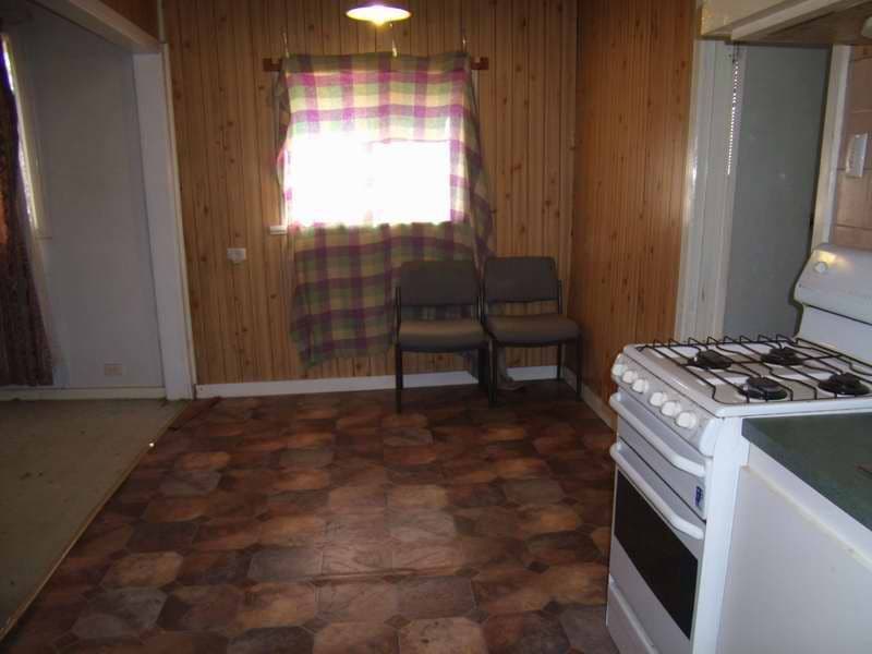 23 GARDINER Street, MOORA WA 6510, Moora - Thumbnail 3