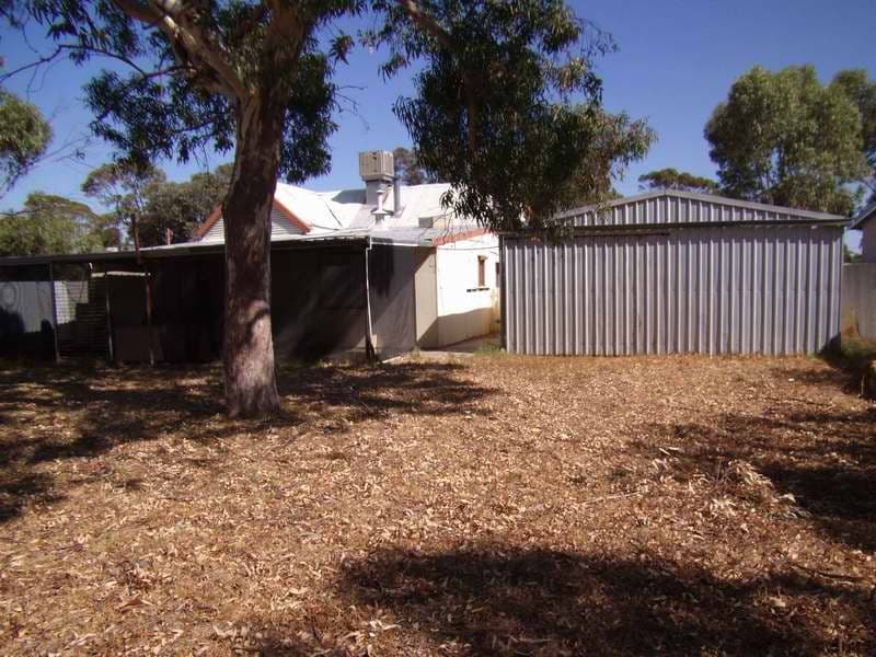 23 GARDINER Street, MOORA WA 6510, Moora - Thumbnail 8