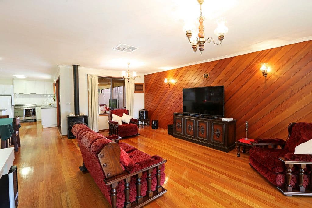 24 Talpa Crescent, Corio VIC 3214, Corio - Thumbnail 2