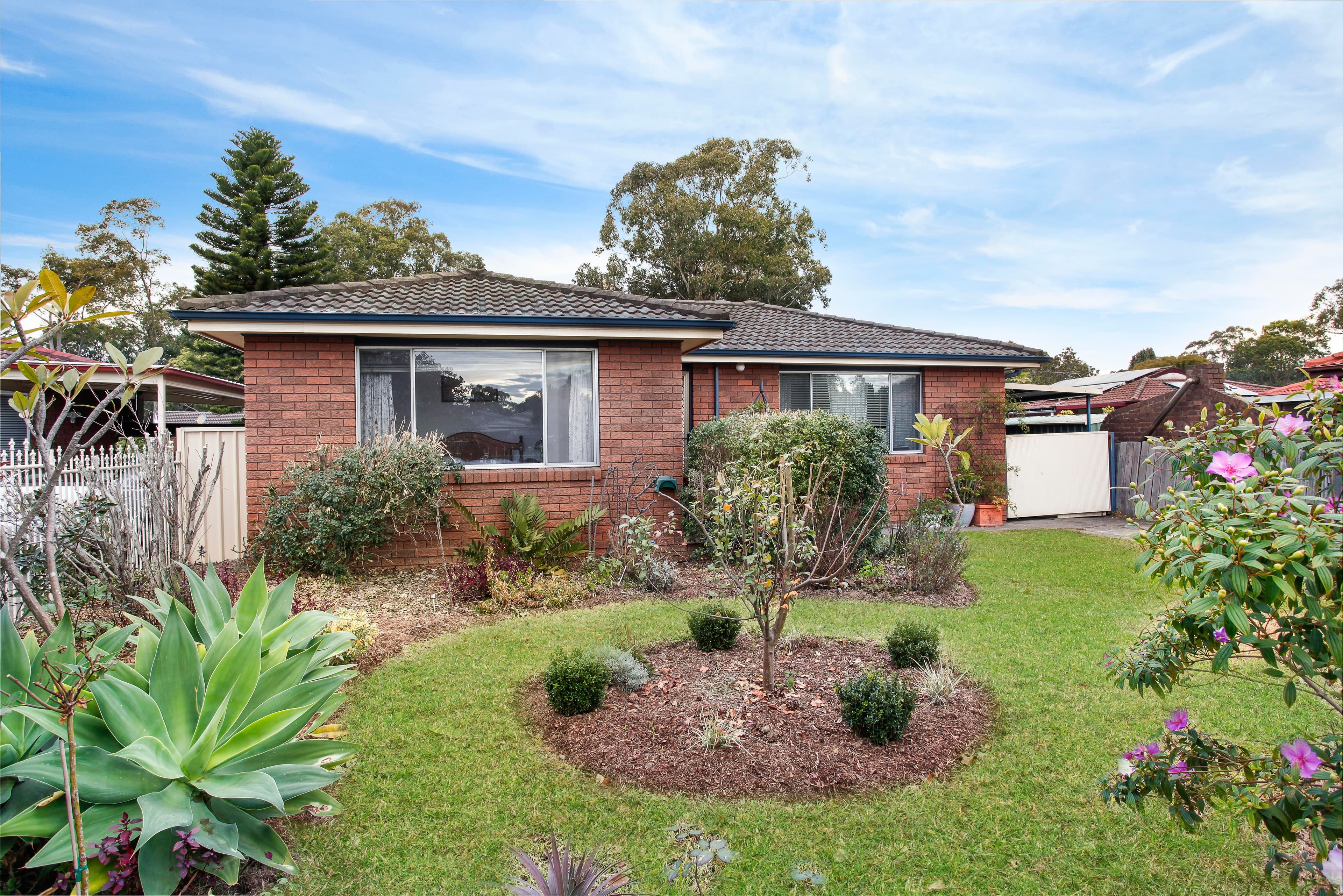 21 Comberford Close, Prairiewood - Image 1