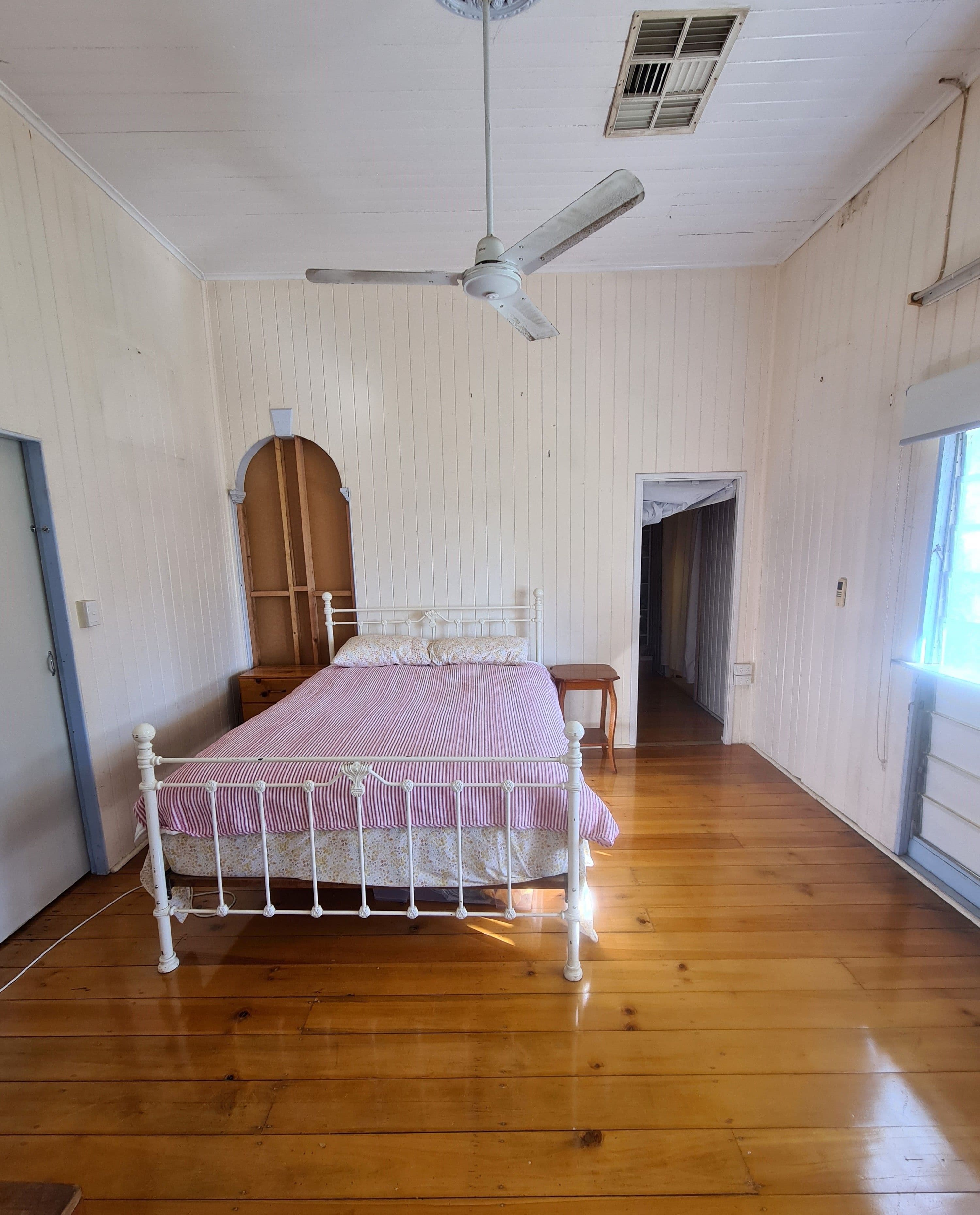 137 Fir Street, Barcaldine QLD 4725, Barcaldine - Thumbnail 6