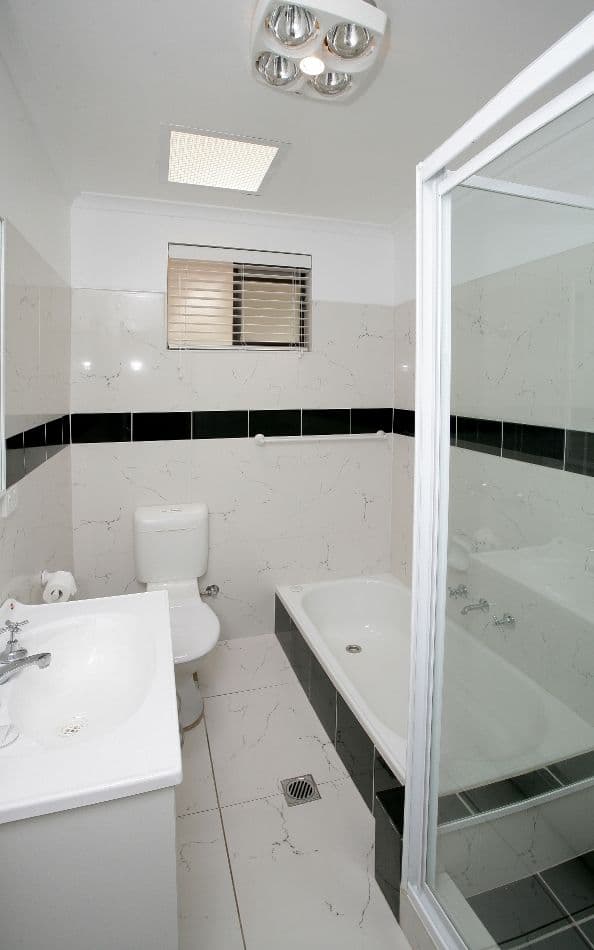 72 Crampton Street, WAGGA WAGGA NSW 2650, Wagga Wagga - Thumbnail 7