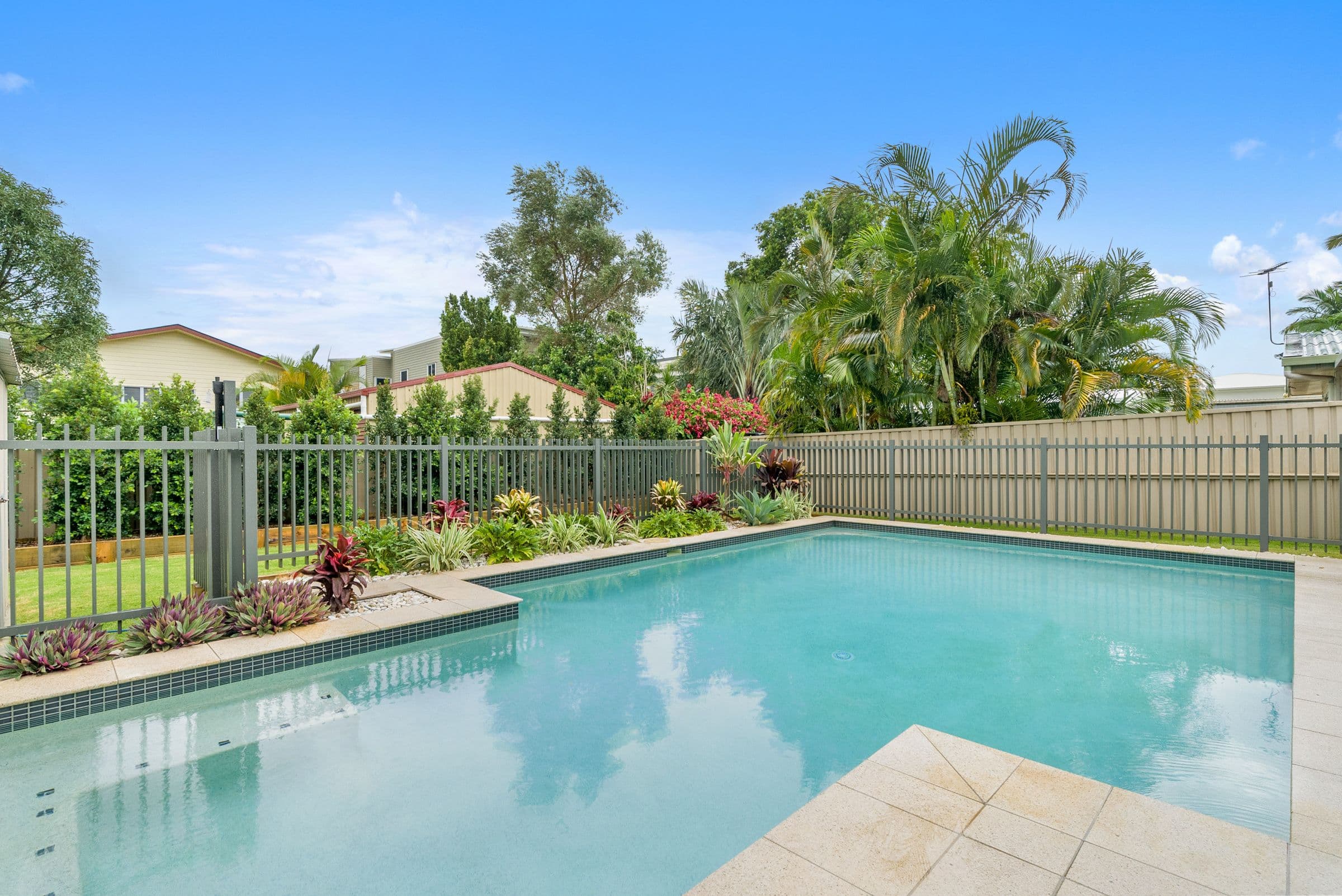 57 Fernlea Avenue, Scarborough QLD 4020, Scarborough - Thumbnail 4