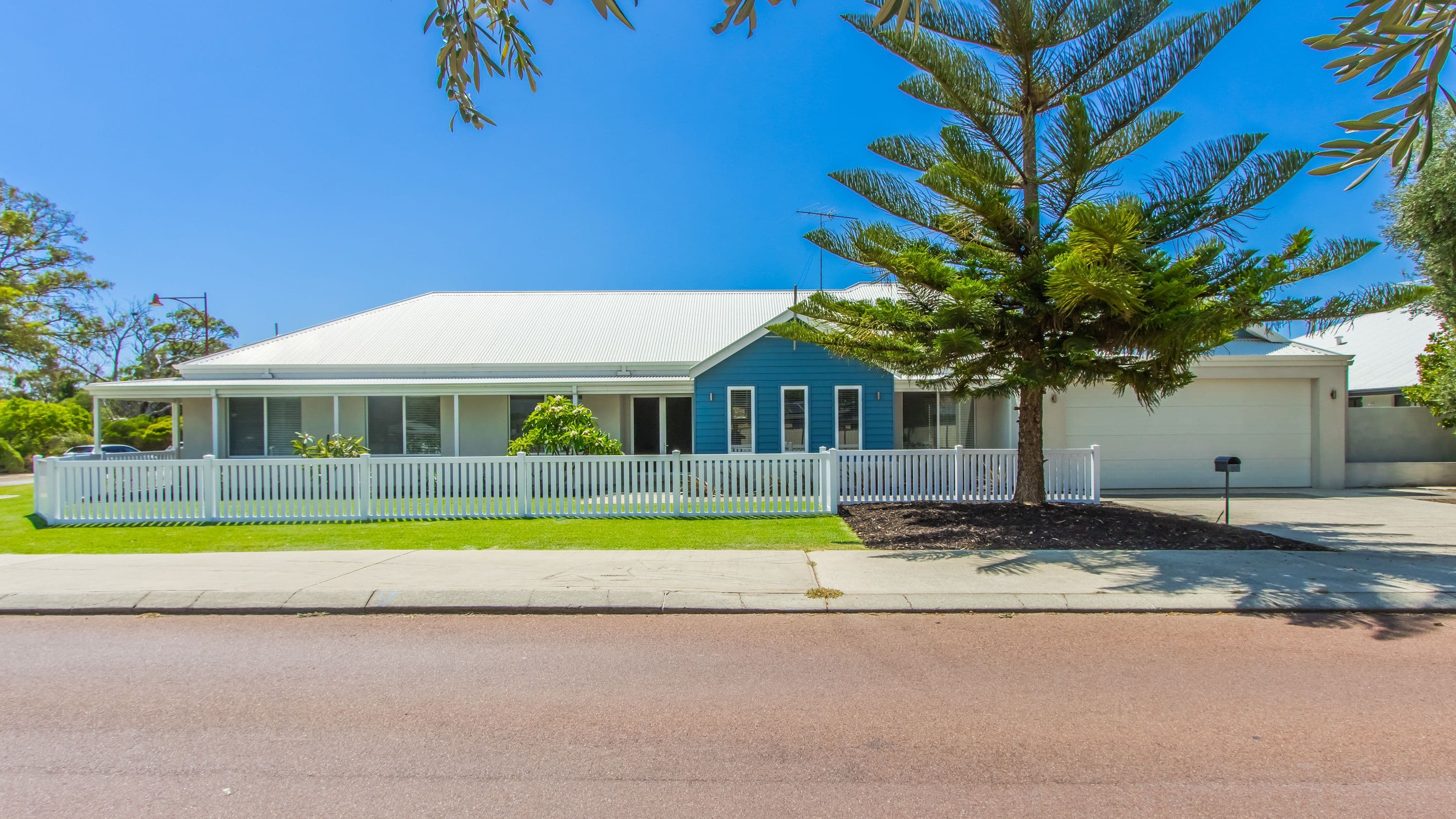 14 Grandmere Parade, Meadow Springs WA 6210, Meadow Springs - Image 1