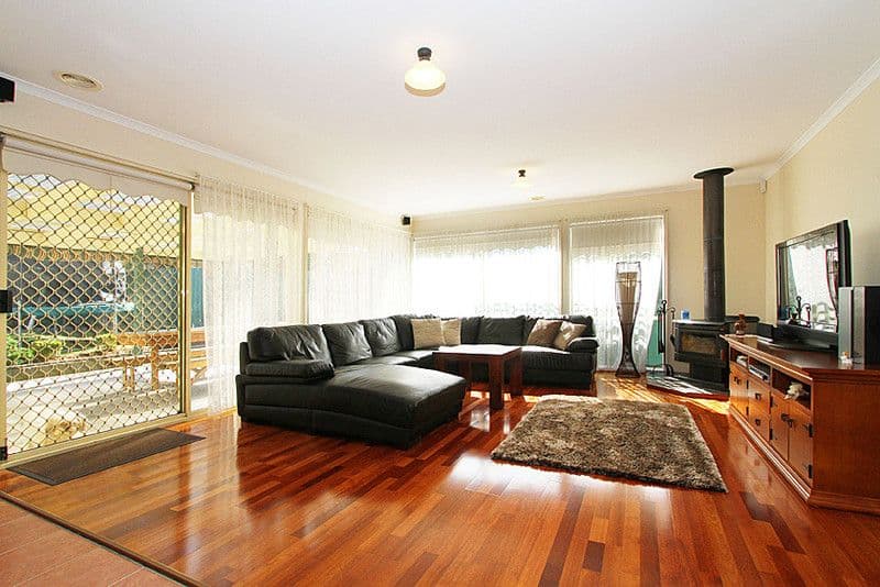 14 Inglewood Court, MILL PARK VIC 3082, Mill Park - Thumbnail 3